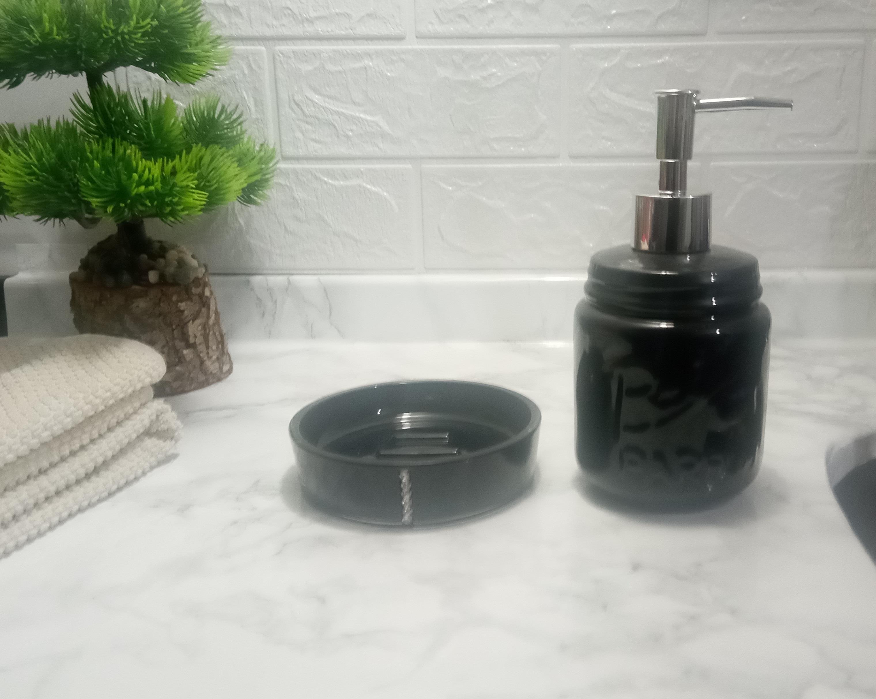 Sıvı Sabunluk Ve Sabunluk 2 Li Banyo Seti,Siyah Taşlı