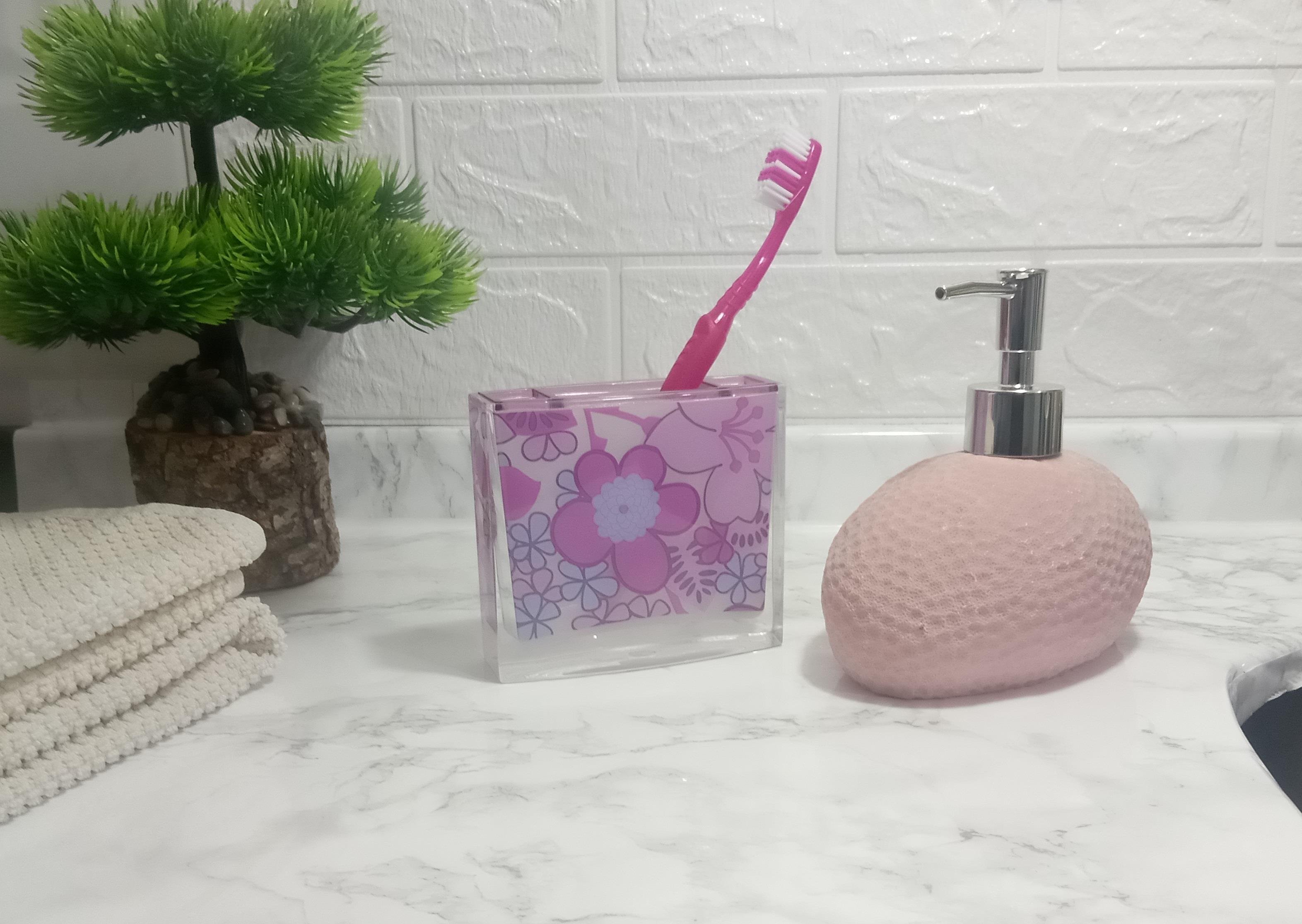 Sıvı Sabunluk,Diş Fırçalık 2 Li Banyo Seti.Petek Ve Çiçekli