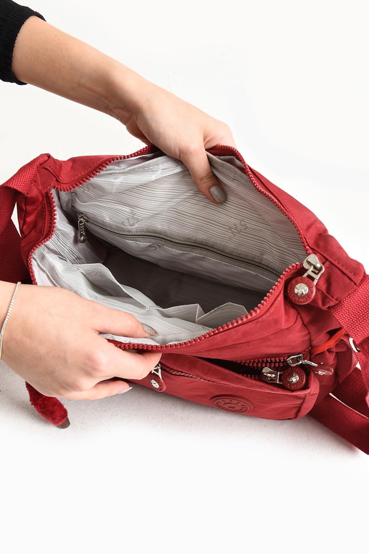 Çapraz Askılı Ultra Hafif Çok Cepli Bayan Omuz Çantası Kırmızı (Model:571-6C) 