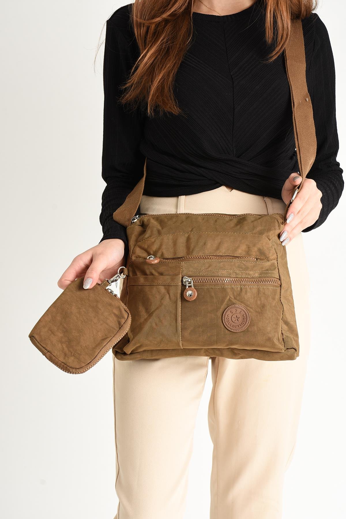 Çapraz Askılı Ultra Hafif Çok Cepli Bayan Omuz Çantası Taba (Model: 571-6I)