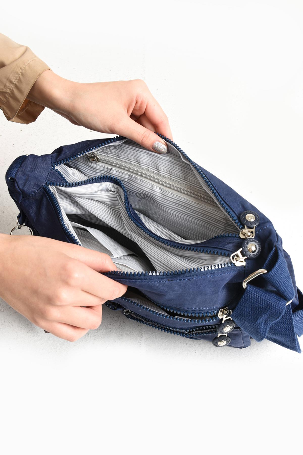 Çapraz Askılı Ultra Hafif Çok Cepli Bayan Omuz Çantası Laci (Model: 571-6R)