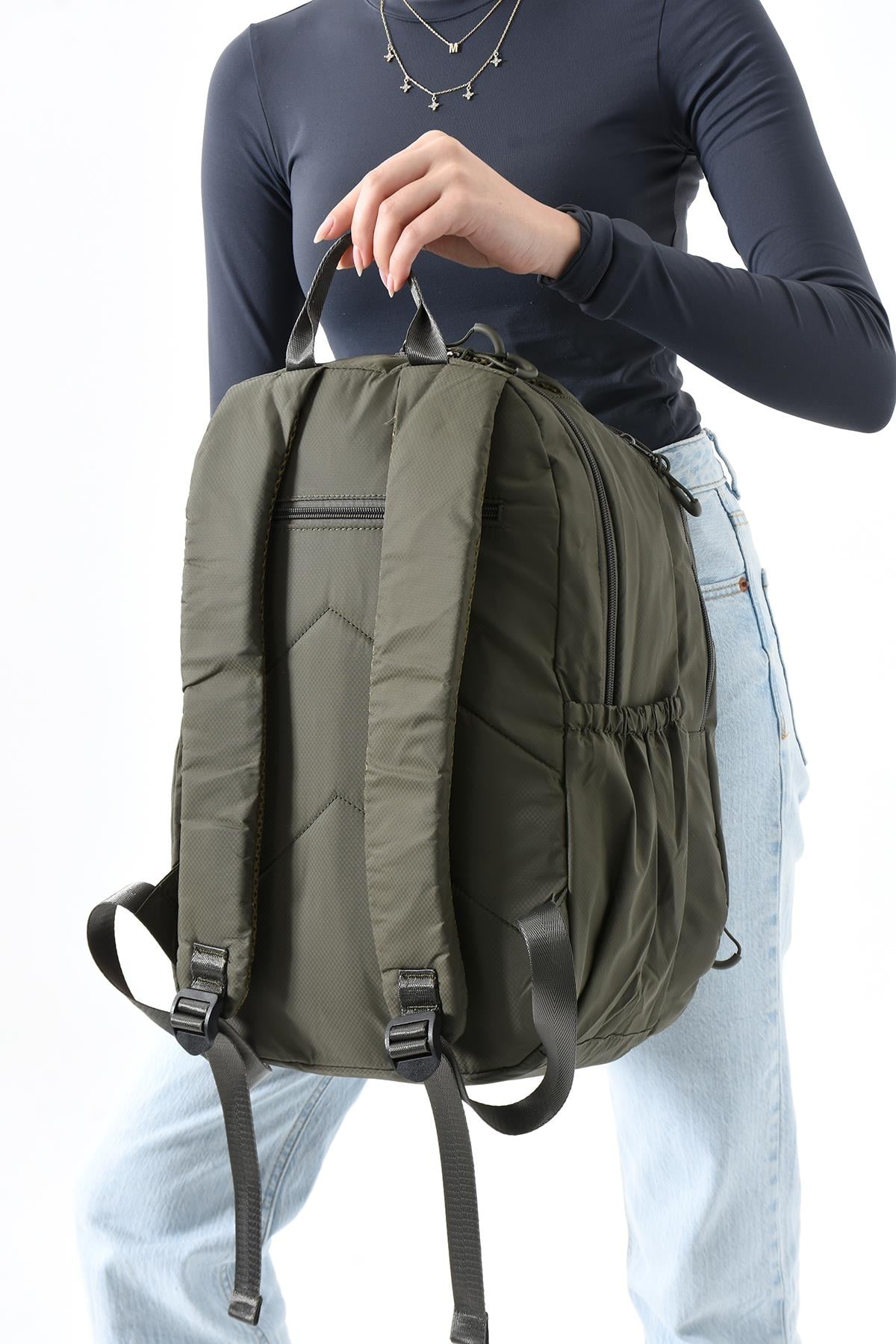 Orta Boy Sırt Çantası Ultra Hafif Çok Cepli Haki (Model:571-13-9E)