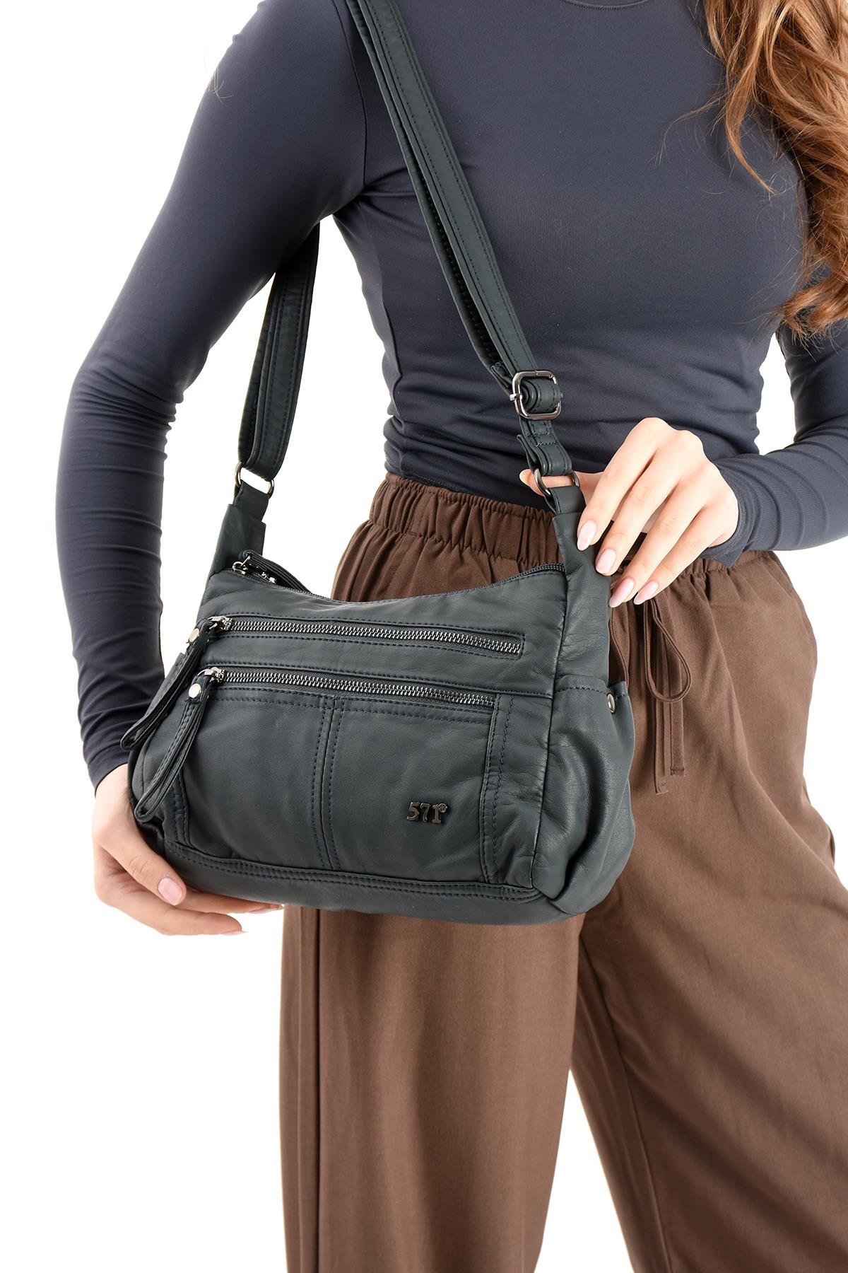 Suni Deri Omuz Çantası Mavi (Model: 571-13-10M) 