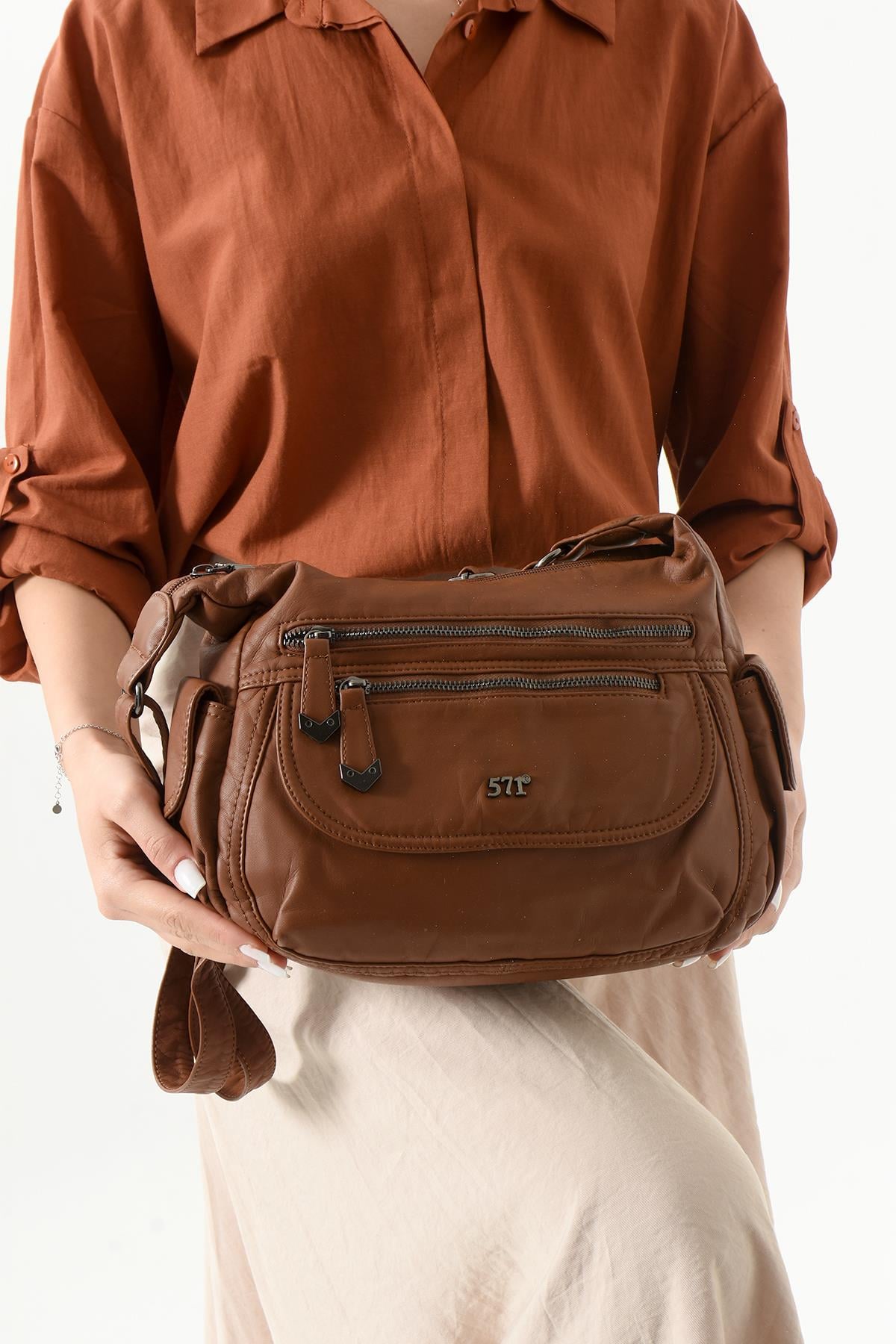 Suni Deri Omuz Çantası Taba (Model: 571-13-10L) 