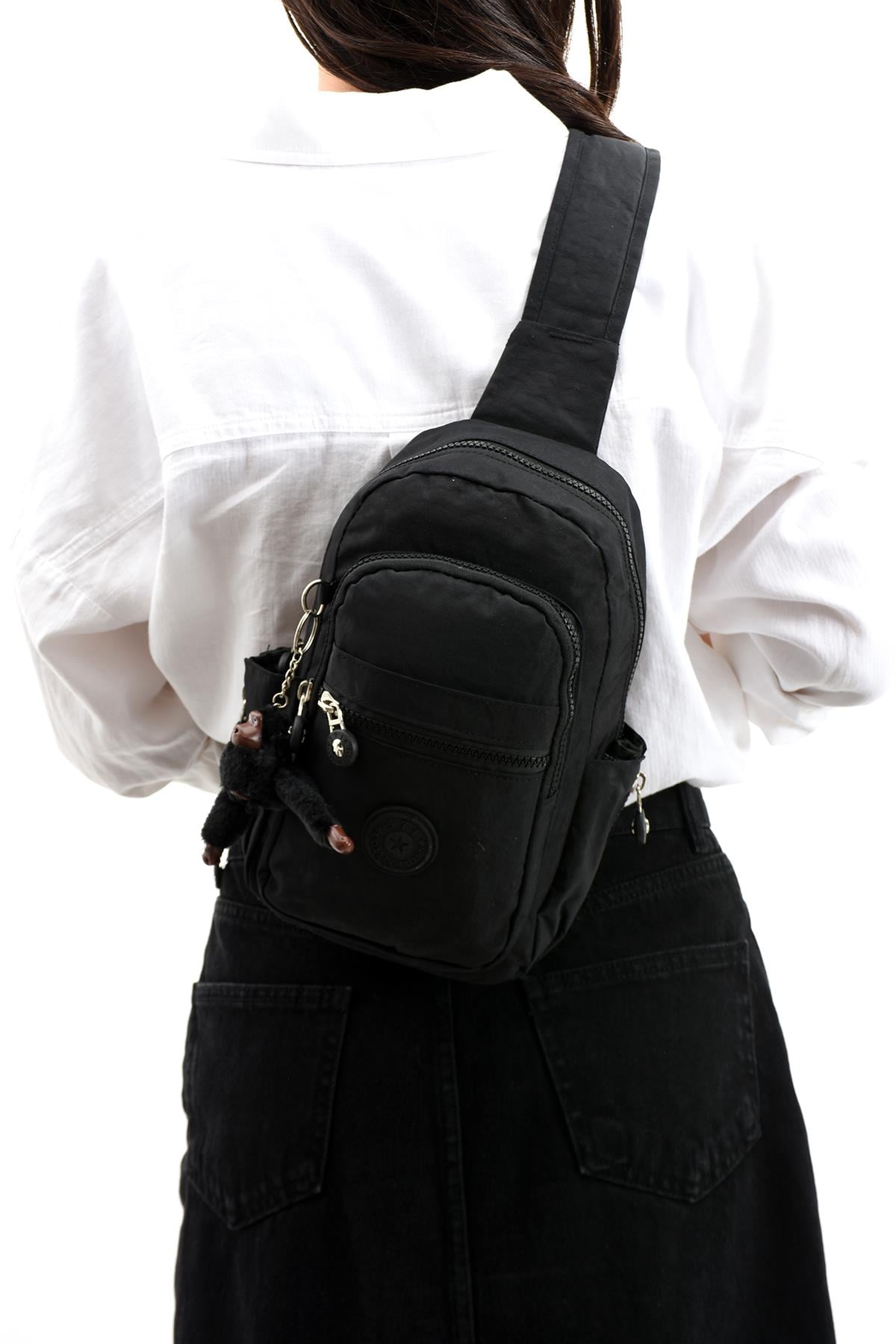 Üç Bölmeli Bodybag Göğüs Omuz Çantası Unisex Siyah (Model: 571-8B)