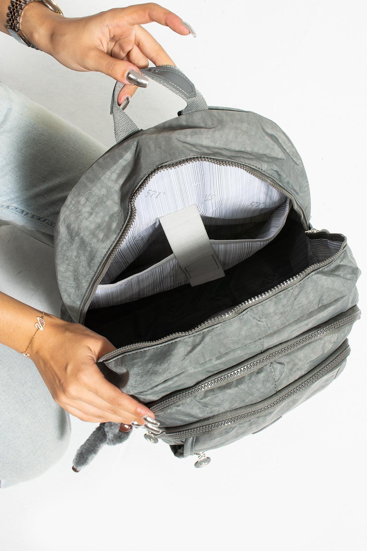 Ultra Hafif Çok Cepli Su Geçirmez Sırt Çantası Unisex Gri (Model: 571-1A)
