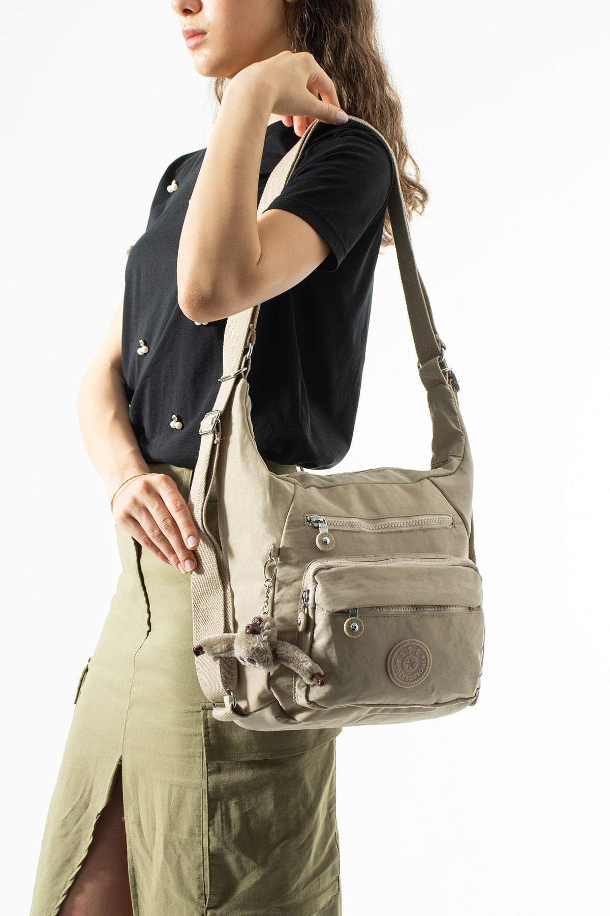 571-5RUltra Hafif Hem Sırt Hem Omuz, Geniş Hacimli Kadın Çantası Bej (Model: 571-5R)