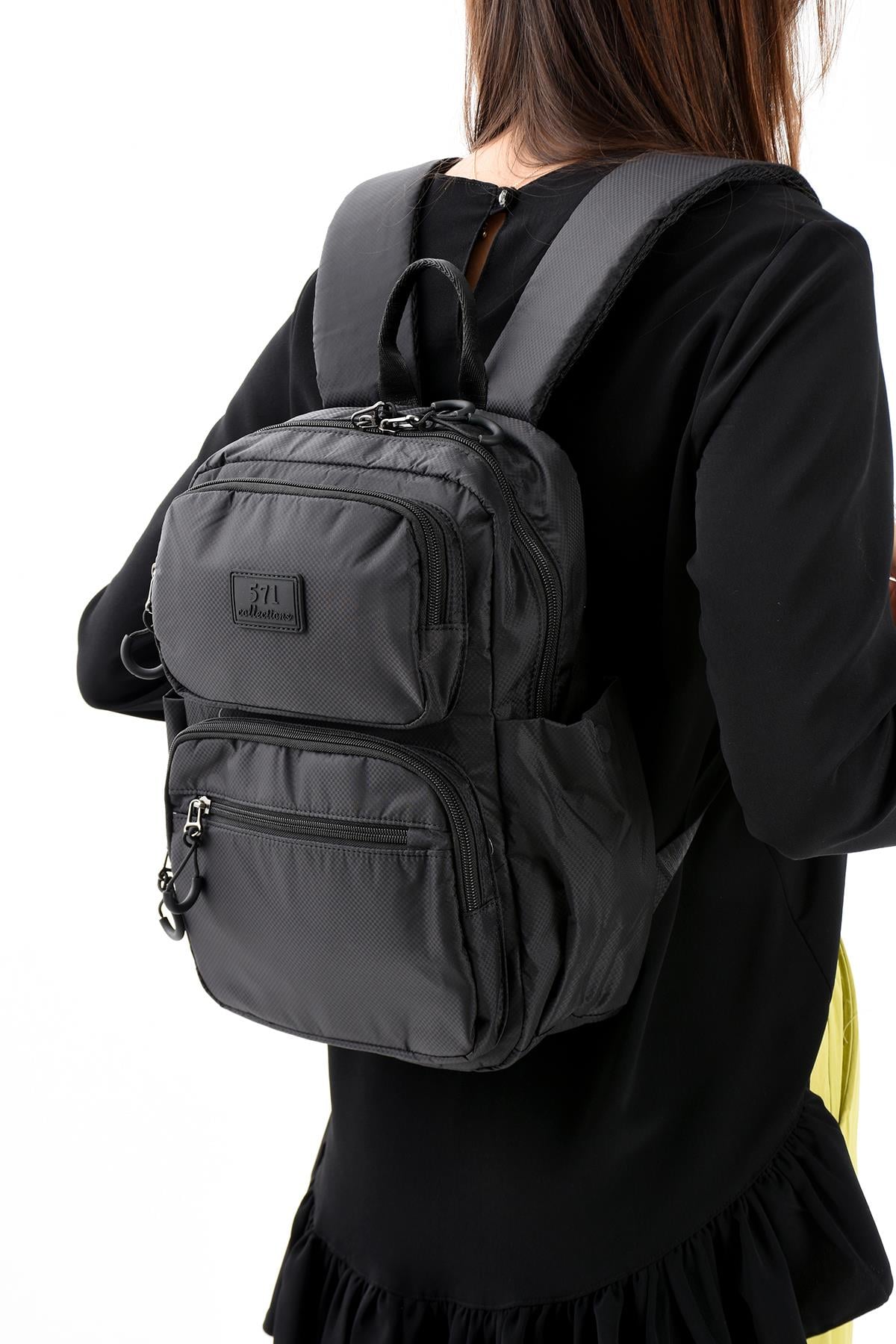 571-13-9DUltra Hafif Şik ve Su Geçirmez Orta Boy Sırt Çantası Siyah Model: (571-13-9D)