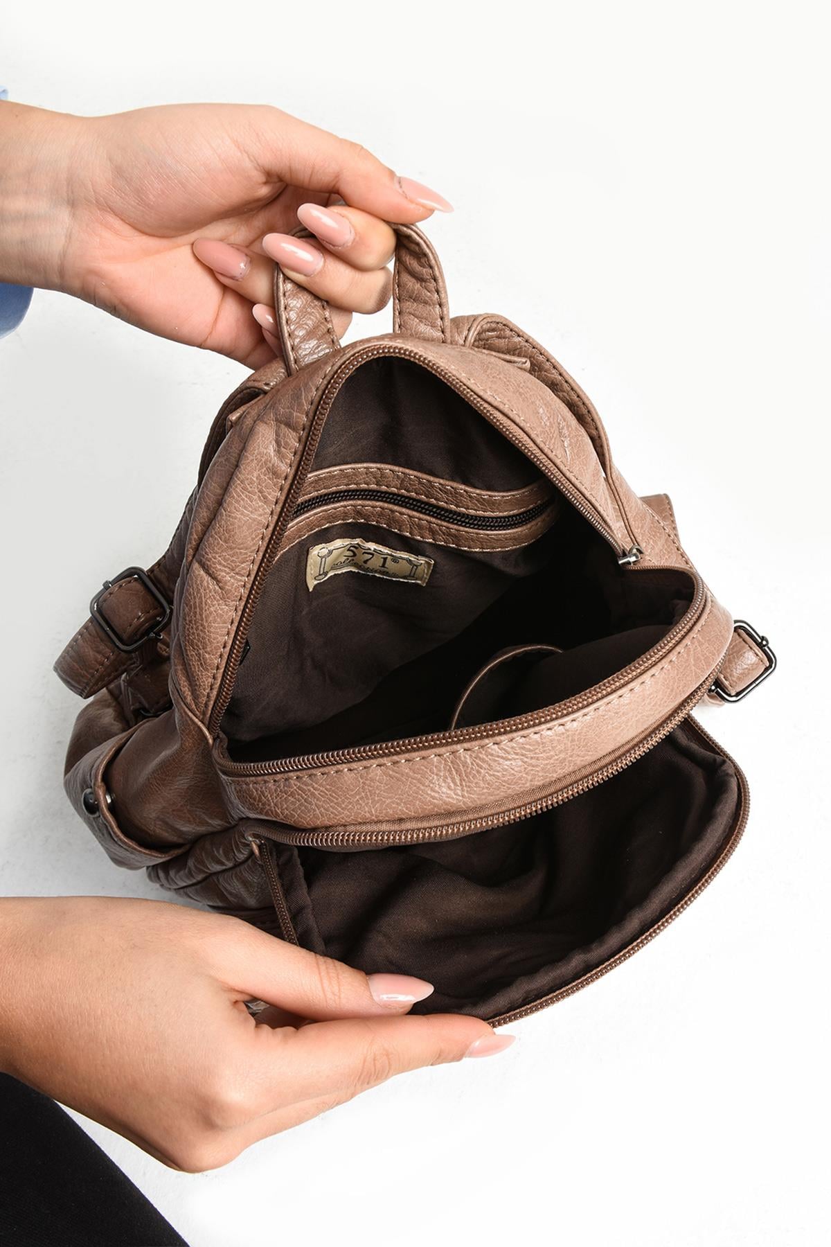 Yıkanmış Deri Sırt Çantası Vizon (Model: 571-11-12H)