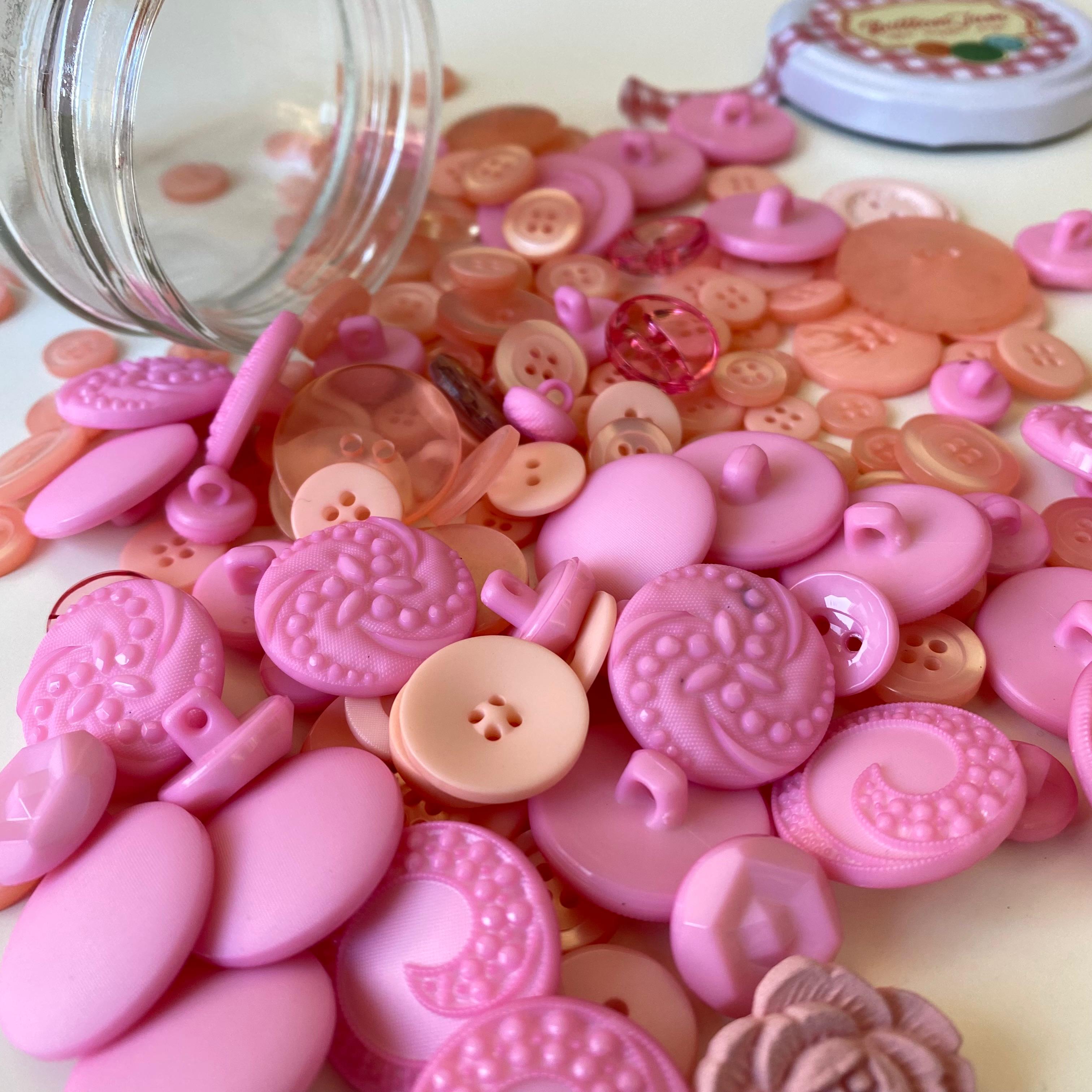 Button Jam Kavanozda Karşık Boy Ve Modellerde İtalyan Aksesuar Düğmesi - Pembe Karışım