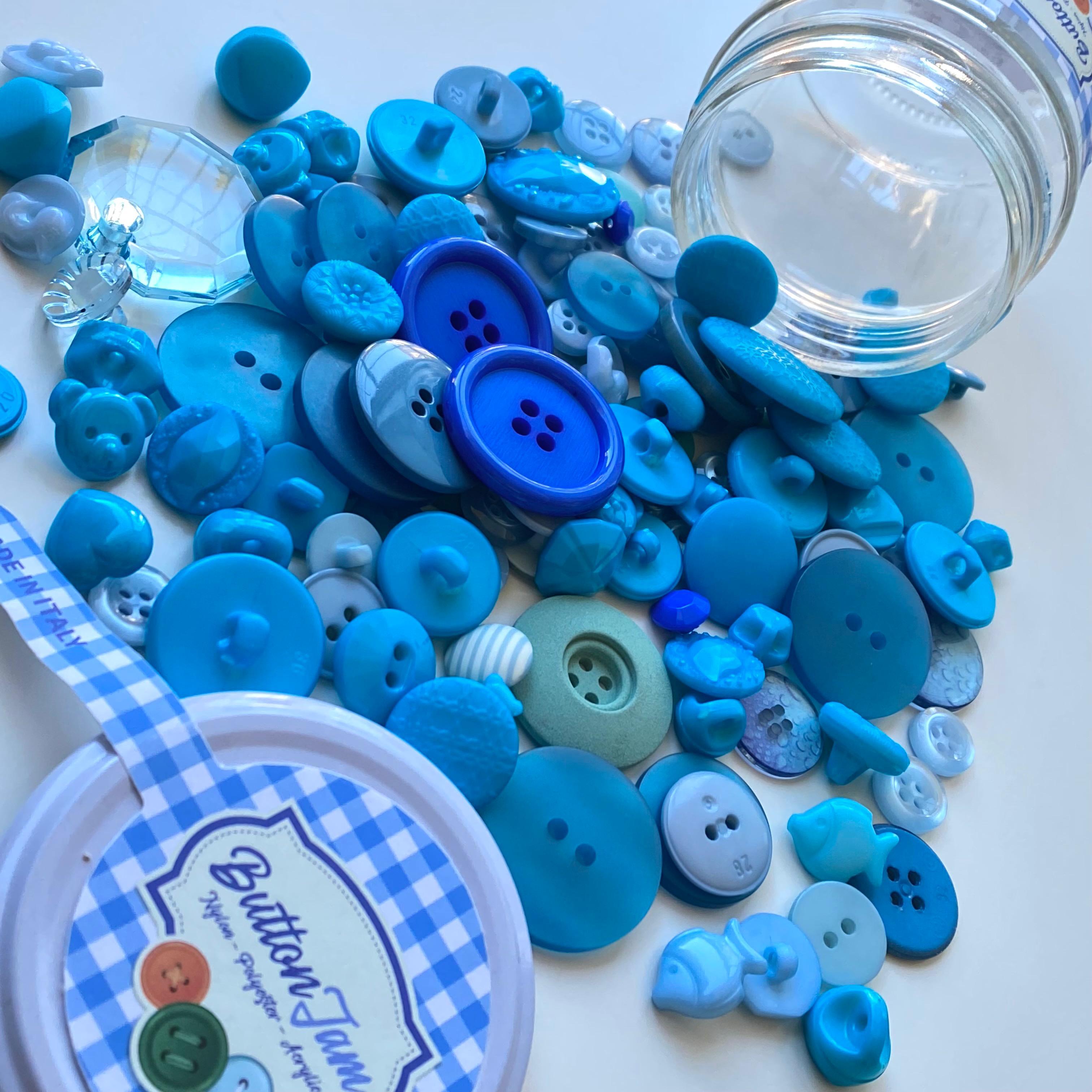 Button Jam Kavanozda Karşık Boy Ve Modellerde İtalyan Aksesuar Düğmesi - Turkuaz Ve Mavi Karışım