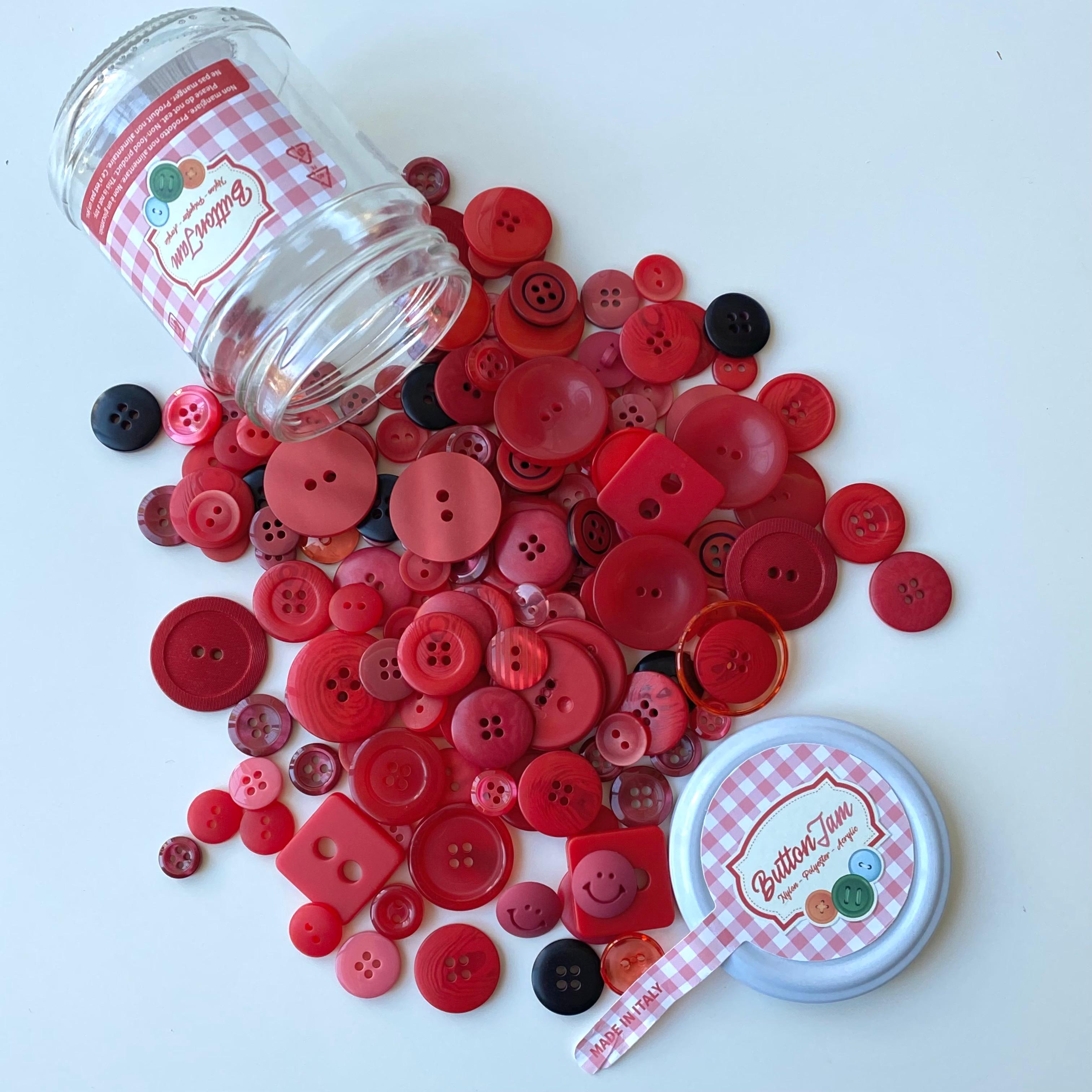 Button Jam Kavanozda Karşık Boy Ve Modellerde İtalyan Aksesuar Düğmesi - Kırmızı Karışım