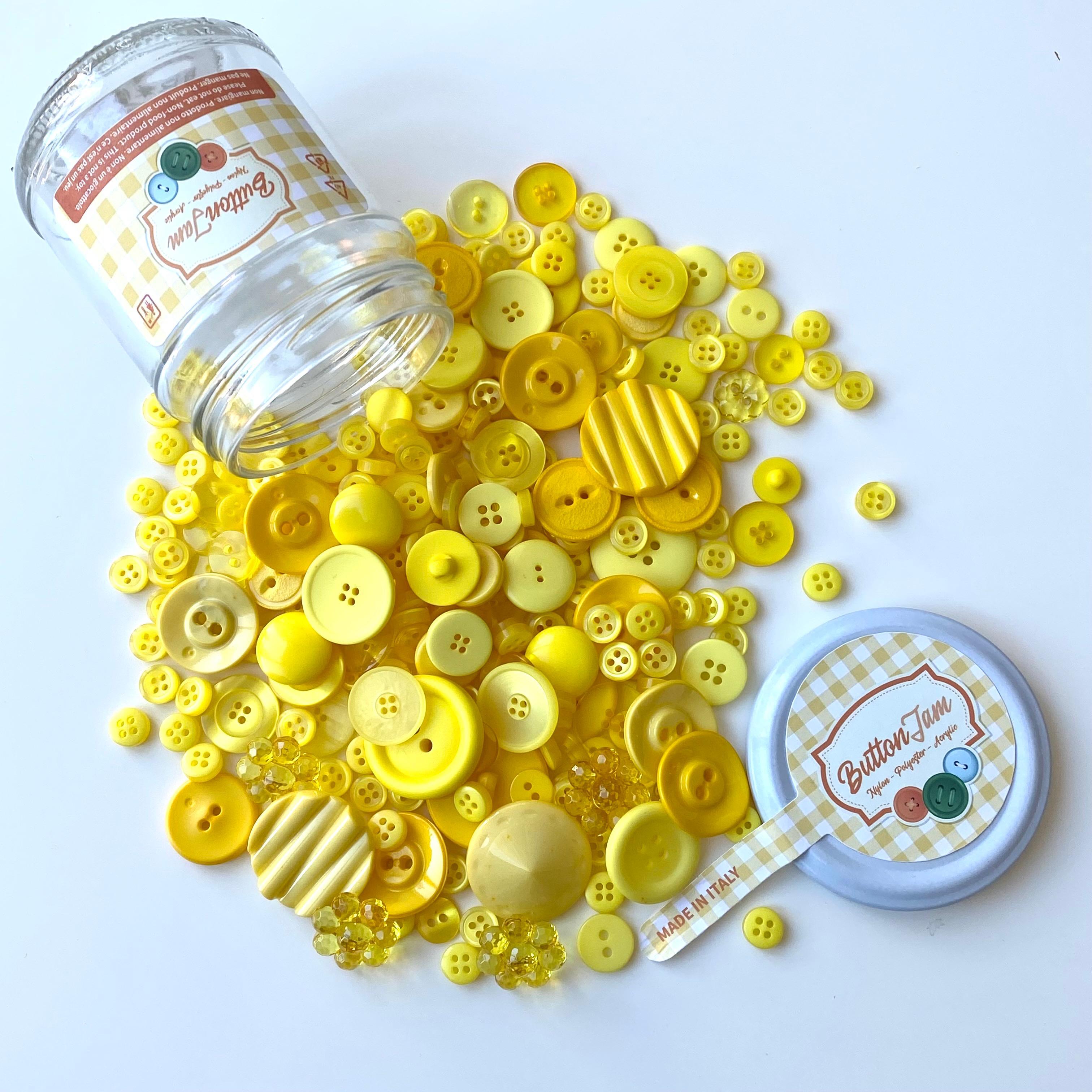 Button Jam Kavanozda Karşık Boy Ve Modellerde İtalyan Aksesuar Düğmesi - Sarı Karışım