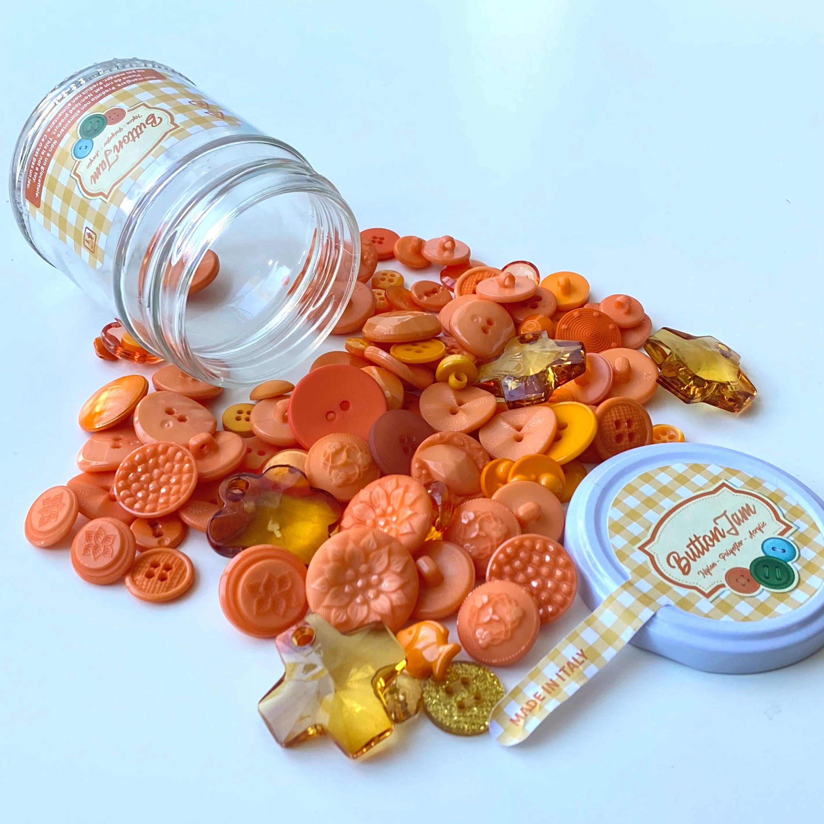 Button Jam Kavanozda Karşık Boy Ve Modellerde İtalyan Aksesuar Düğmesi - Turuncu Karışım