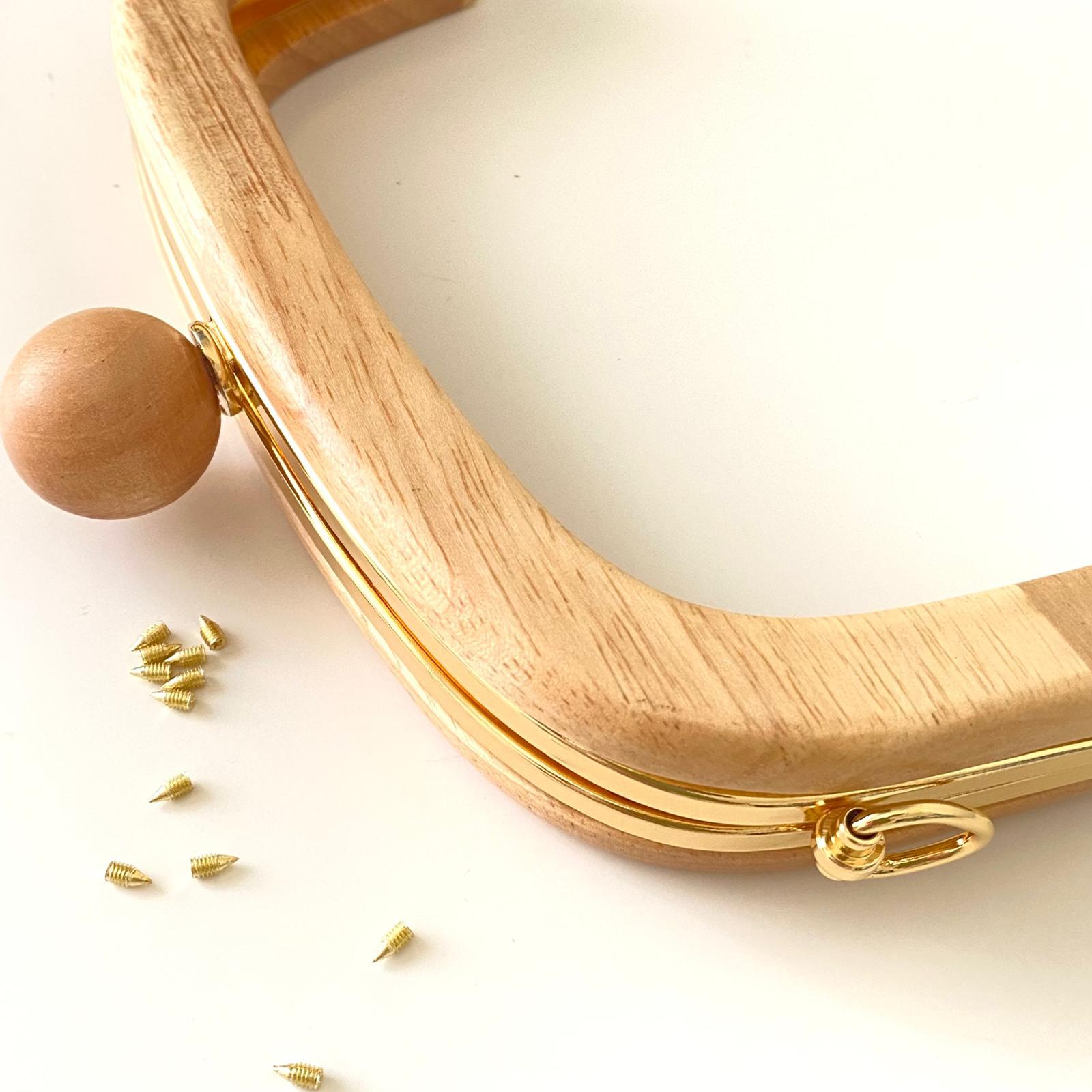 Çanta Bursu Ahşap Oval Boncuklu Açık Kahve Metal Şeritli 20 Cm