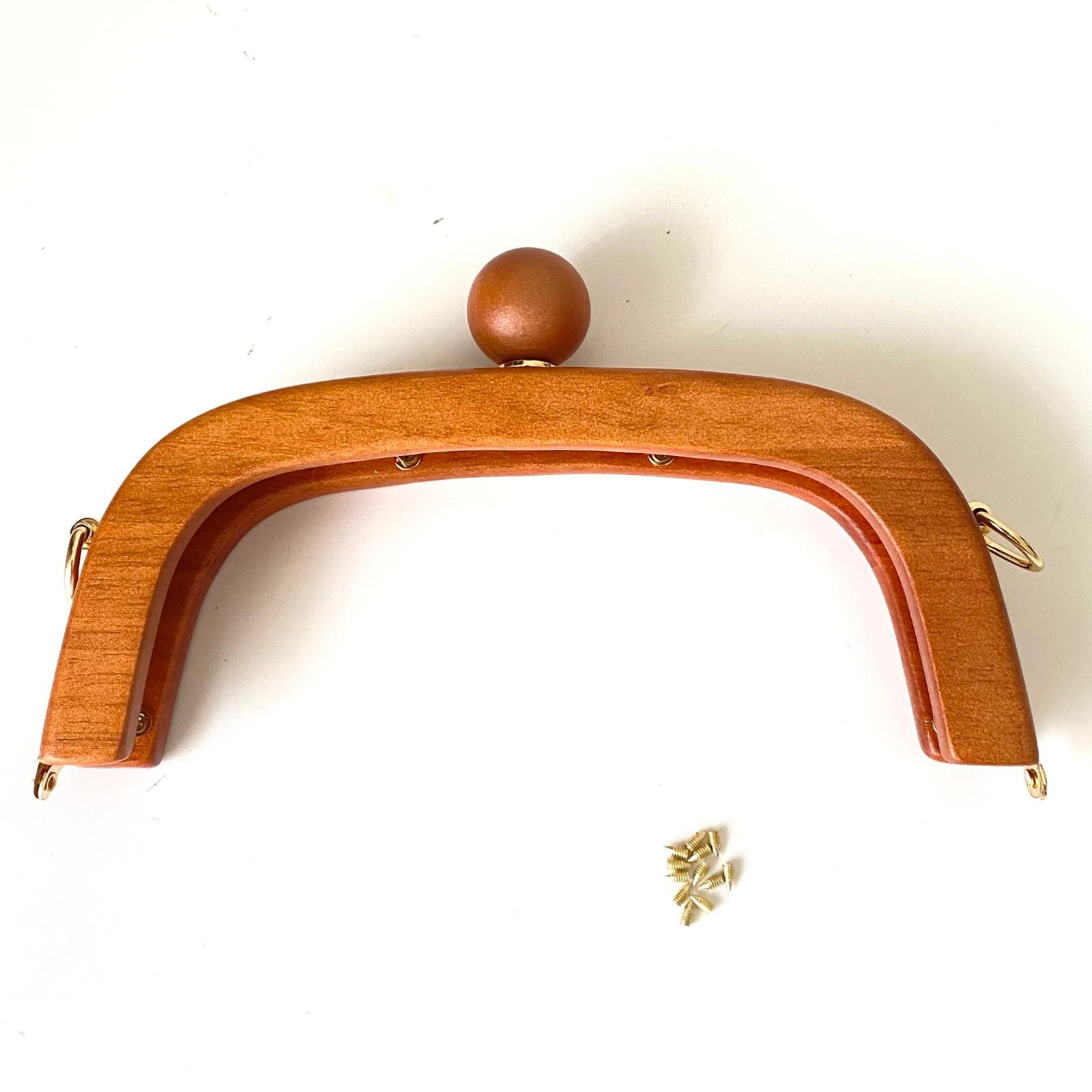 Çanta Bursu Ahşap Oval Boncuklu Sütlü Kahve ve Metal Şeritli 20 Cm