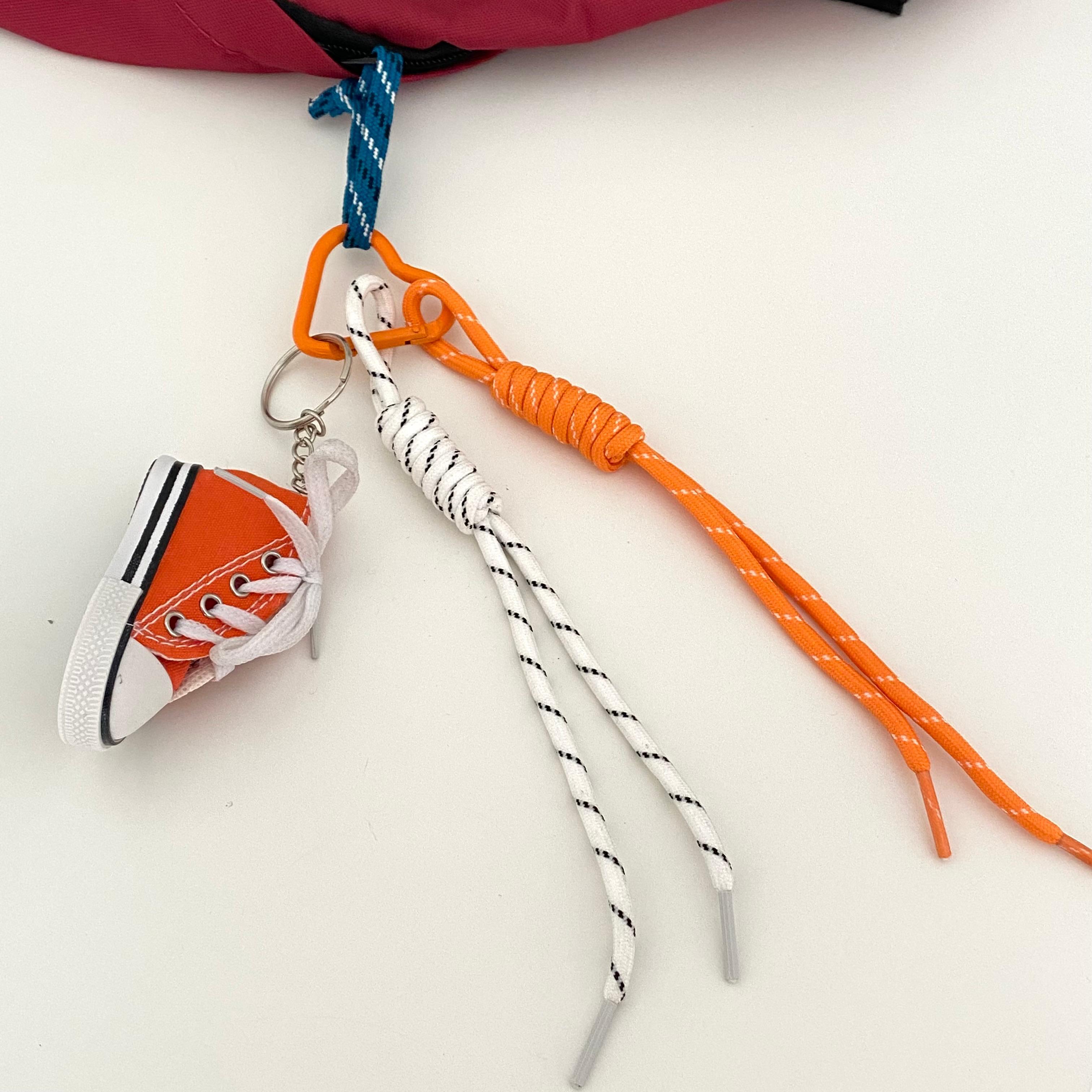 Çanta Charmı Turuncu Beyaz Ayakkabı Detaylı