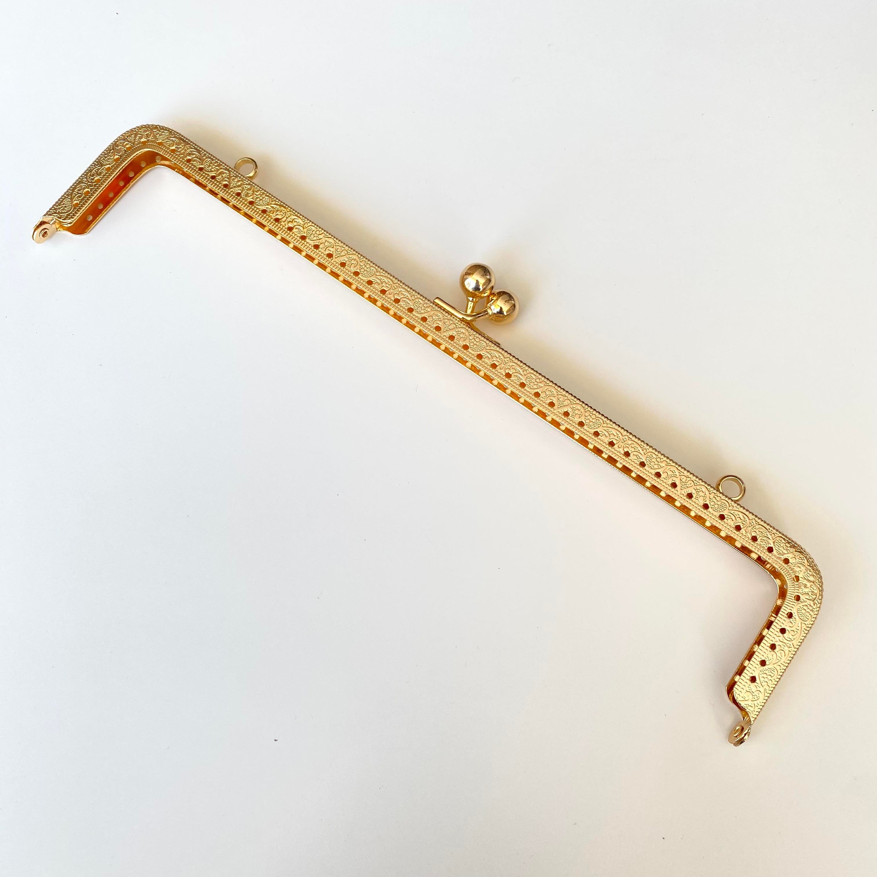 Çanta ve Cüzdan Klipsi İşleme Baskılı Altın Renk Köşeli Model 30 Cm BA-0093 ( ASKILIKLI ) 