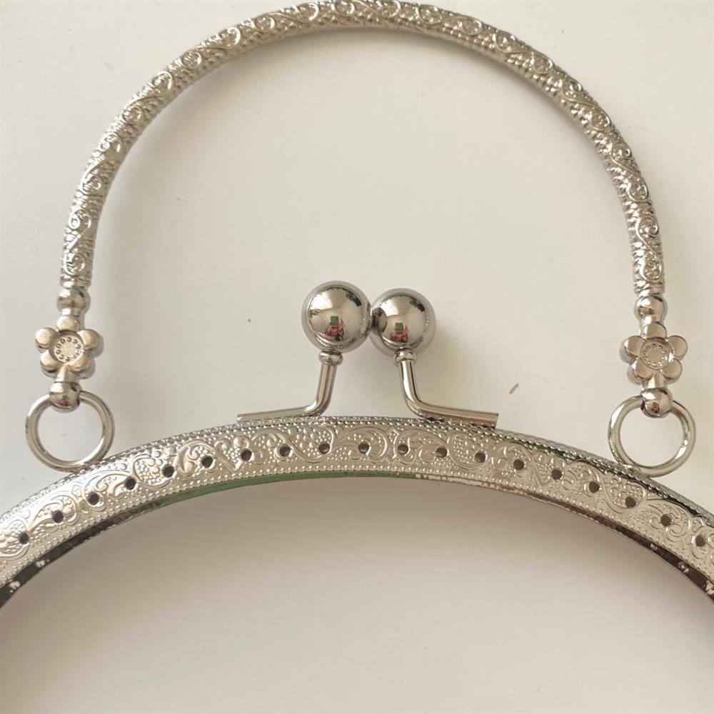 Çanta ve Cüzdan Klipsi Saplı Gümüş Renk 16 Cm