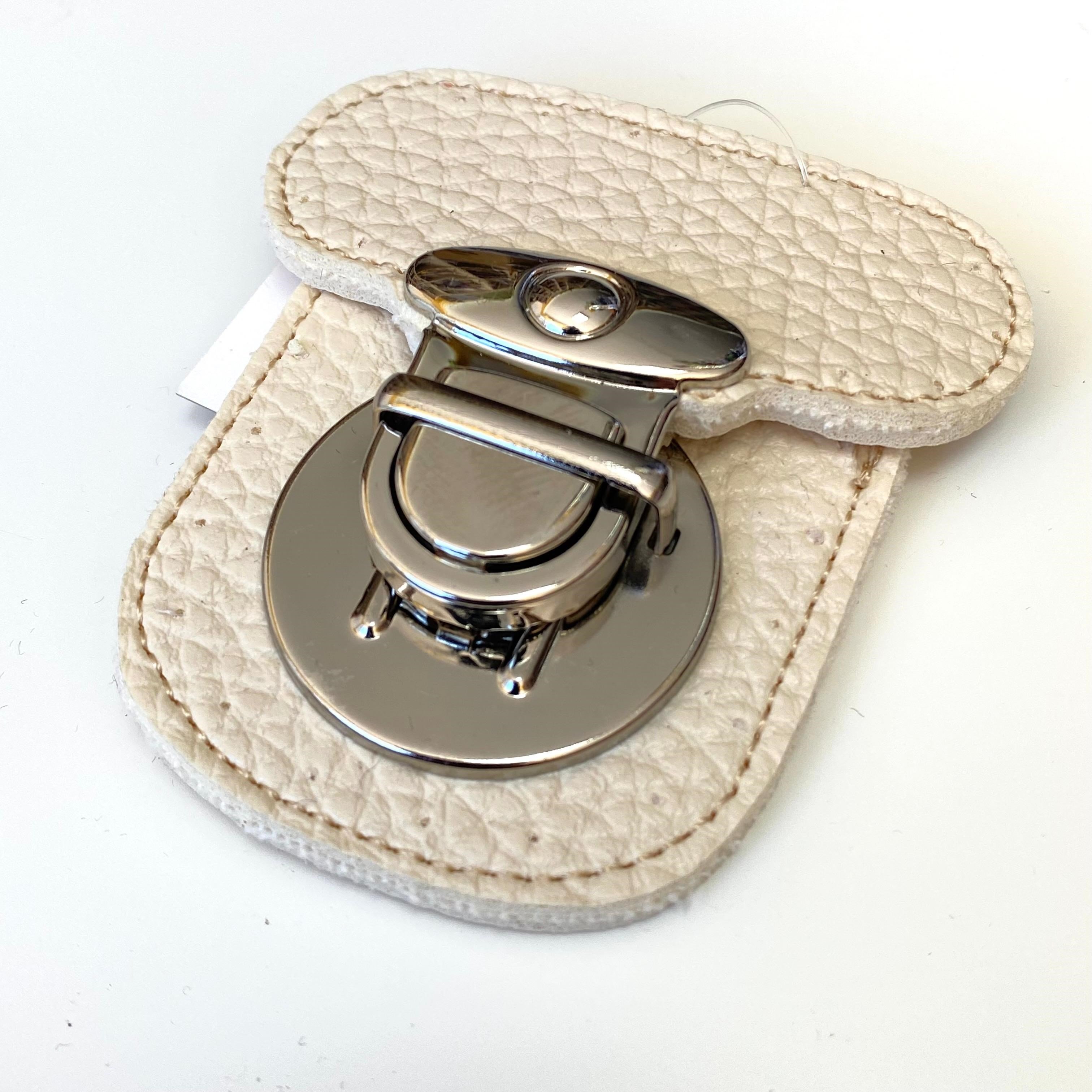 Derili Çanta Kiliti 6 x 6 Cm Krem - Gümüş