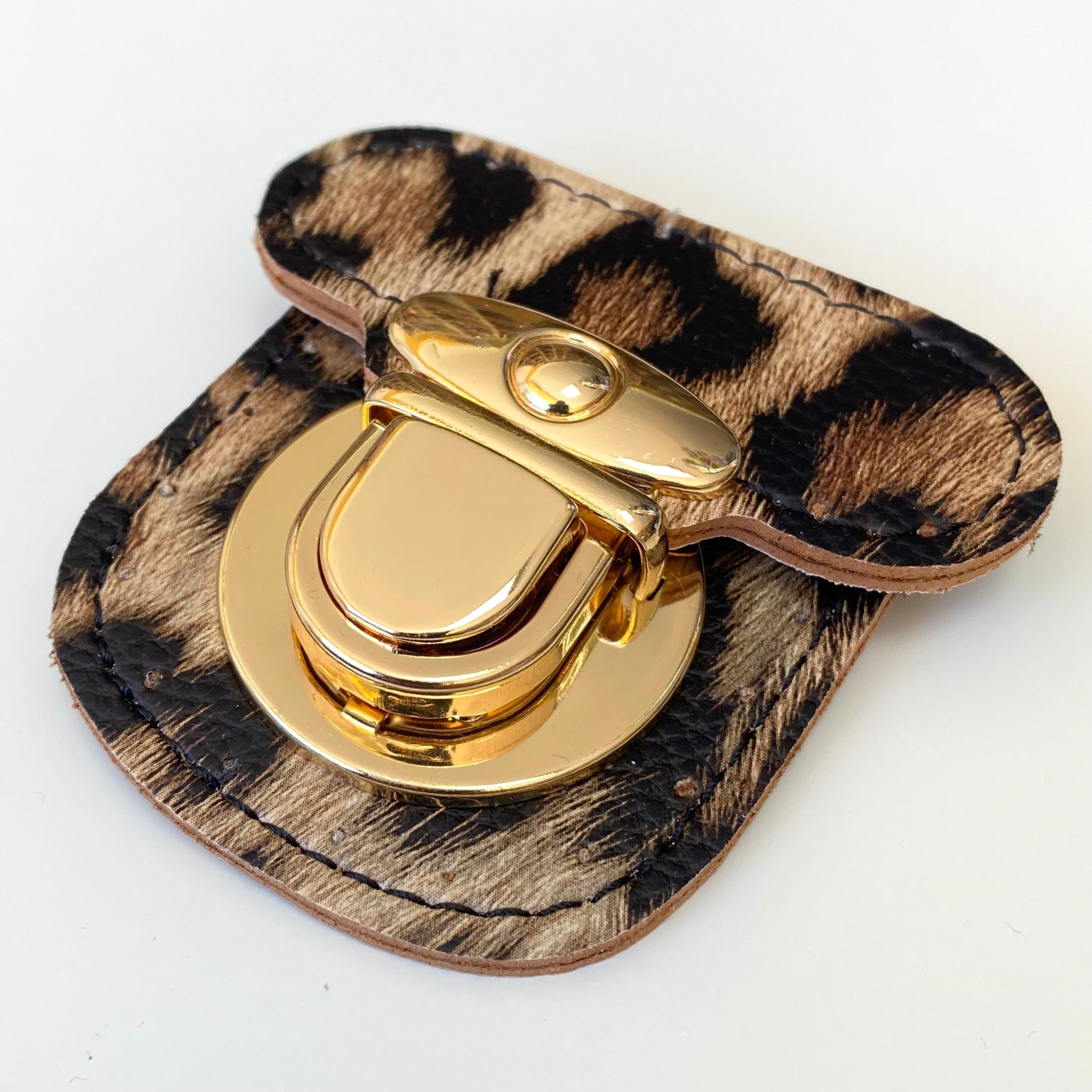 Derili Çanta Kiliti 6 x 6 Cm Leopar - Altın