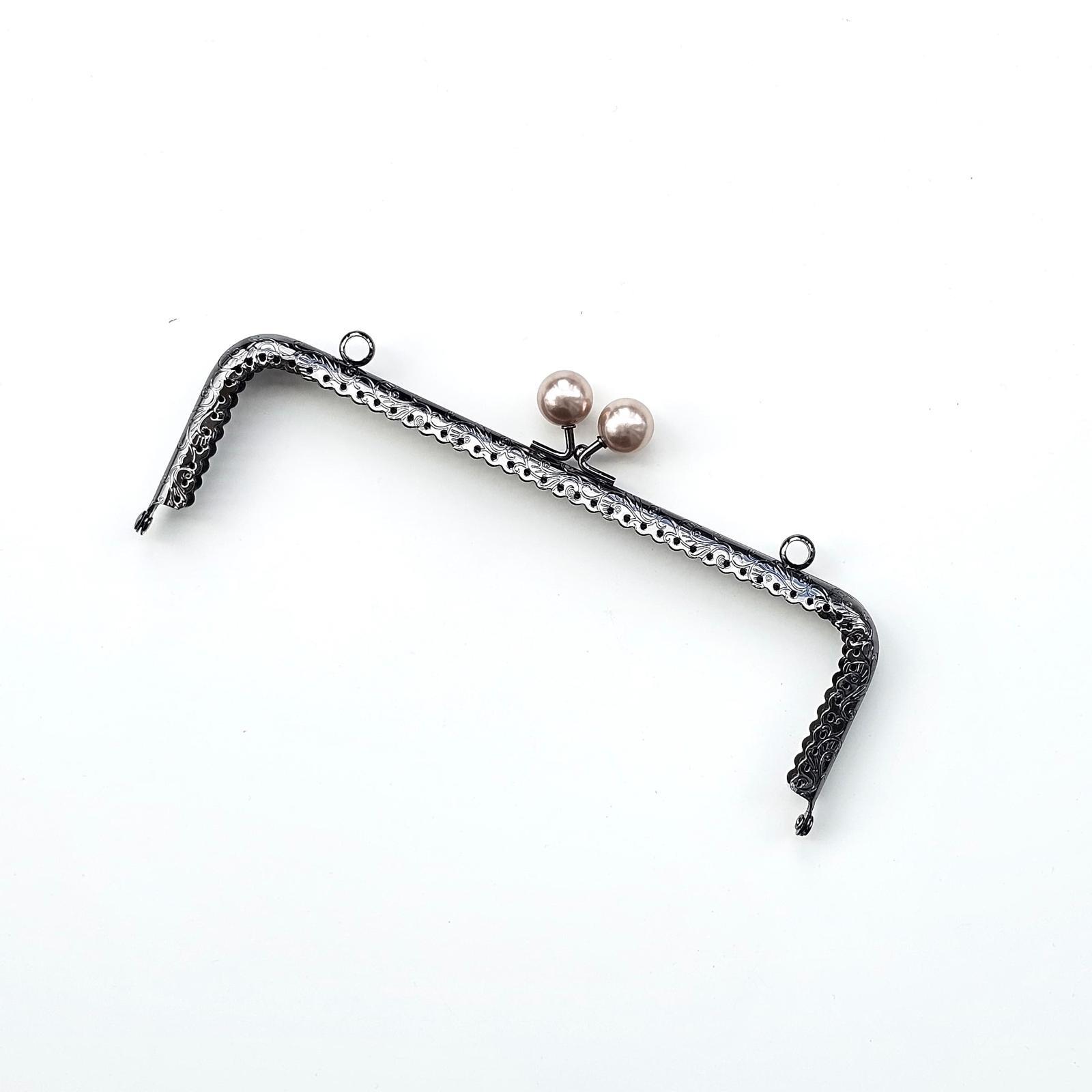 Köşeli Vizon İnci Boncuklu İşleme Baskılı Askılıklı Çanta ve Cüzdan Bursu - Klipsi Gri 20 Cm