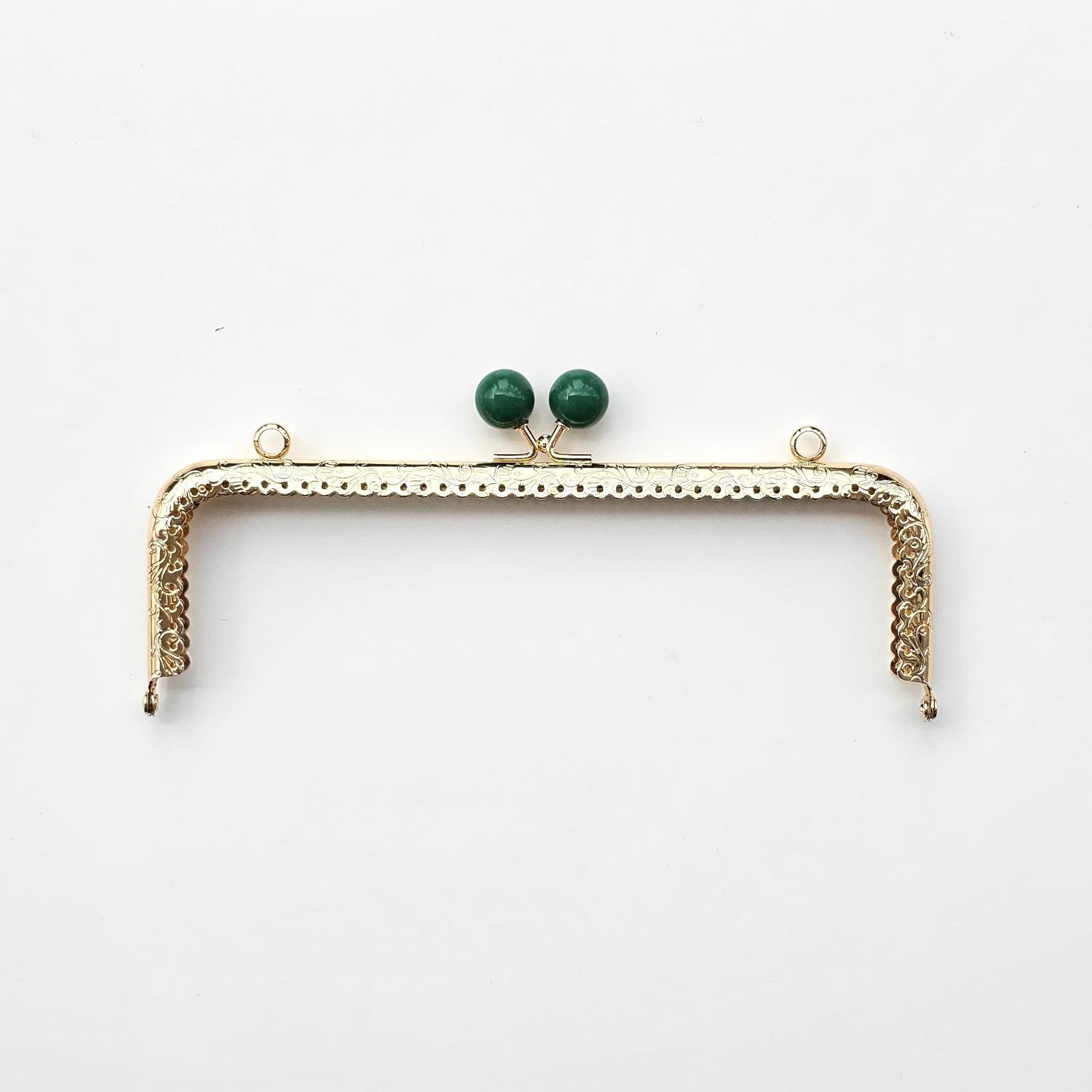 Köşeli Zümrüt Yeşil İnci Boncuklu İşleme Baskılı Askılıklı Çanta ve Cüzdan Bursu - Klipsi Altın 20 Cm