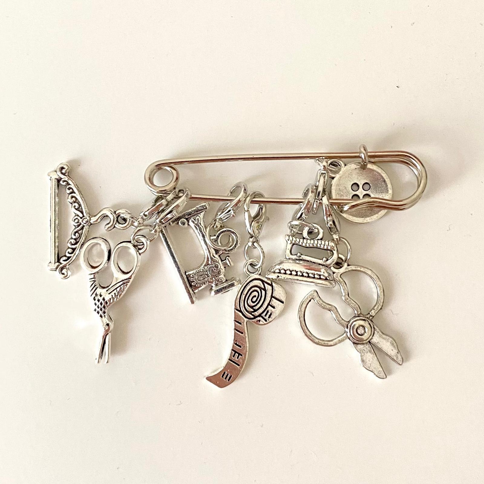 Metal Dikiş ve Hobi Figürlü Broş Set '' C ''