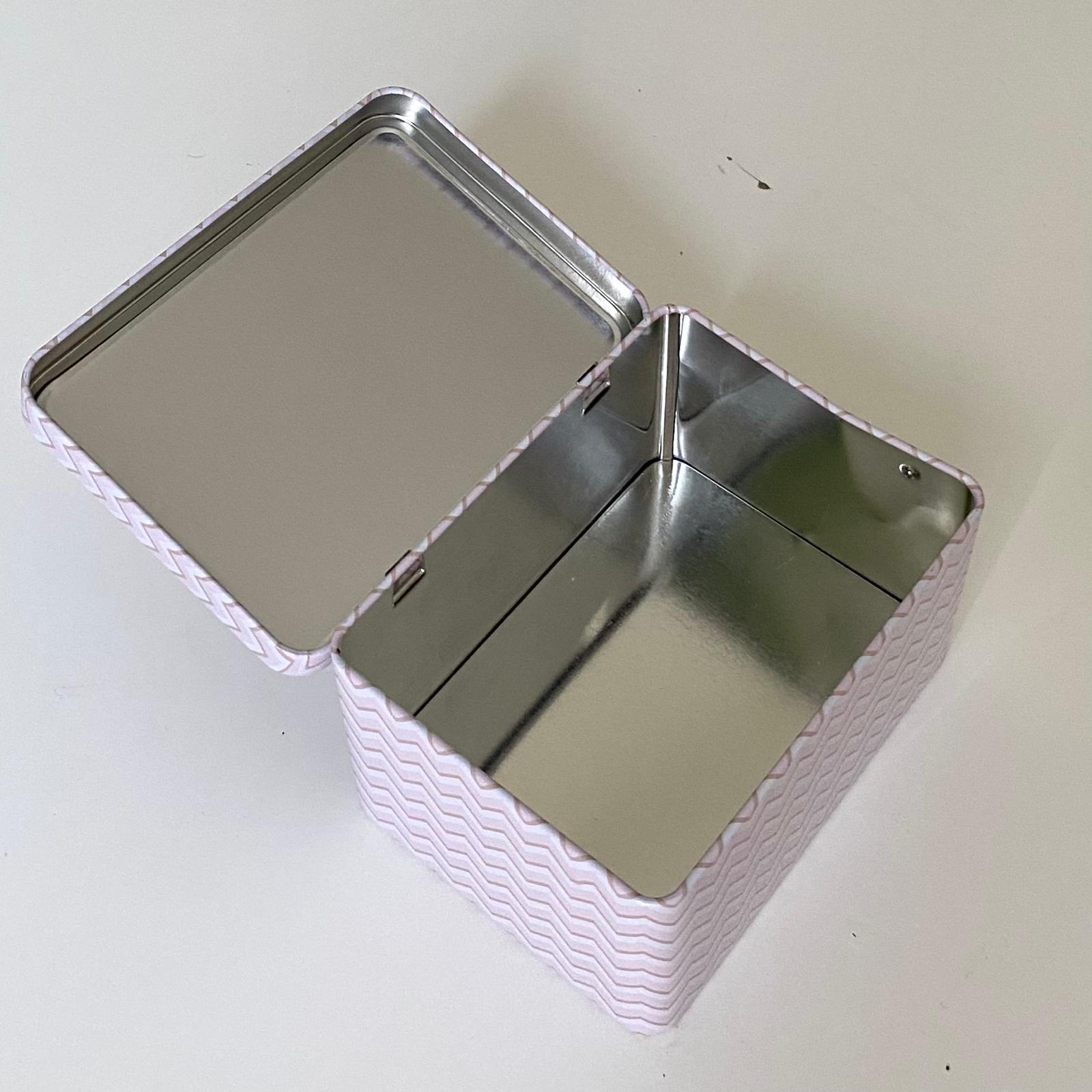 Metal Kutu, Hediyelik, Takı, Dikiş ve Hobi Kutusu A Model *12,5 Cm *9,5 Cm *7 Cm 