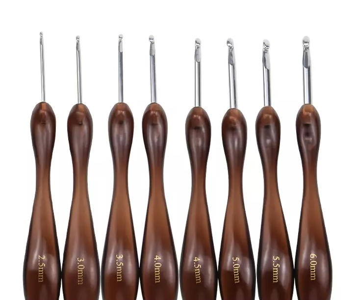 Plastik Ergonomik Saplı Örgü Tığ Seti 8 Farklı Numara (2.5-3-3.5-4-4.5-5-5.5-6)