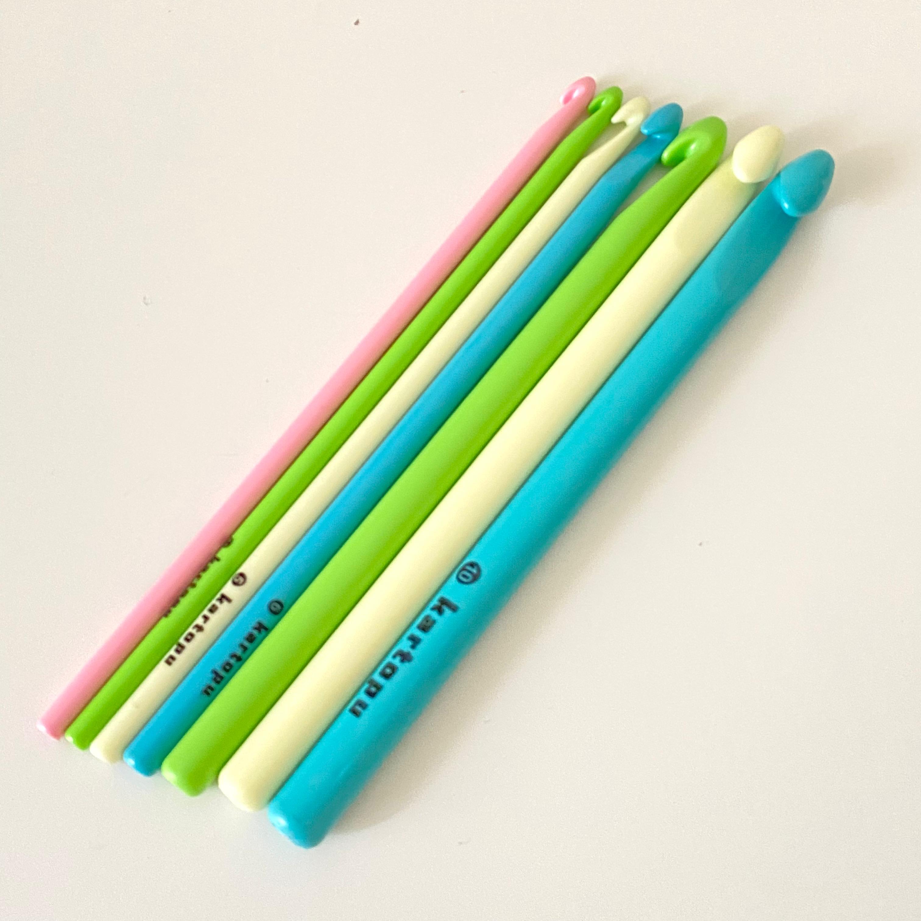 Plastik Örgü Tığı Seti 7 Farklı Numara ( 4.0/ 4.5/ 5.0/ 6.0/ 8.0/ 9.0/ 10 )