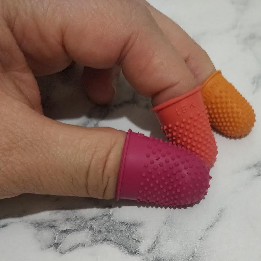 Silikon Dikiş ve Parmak Koruyucu Yüksük Seti Büyük Boylar