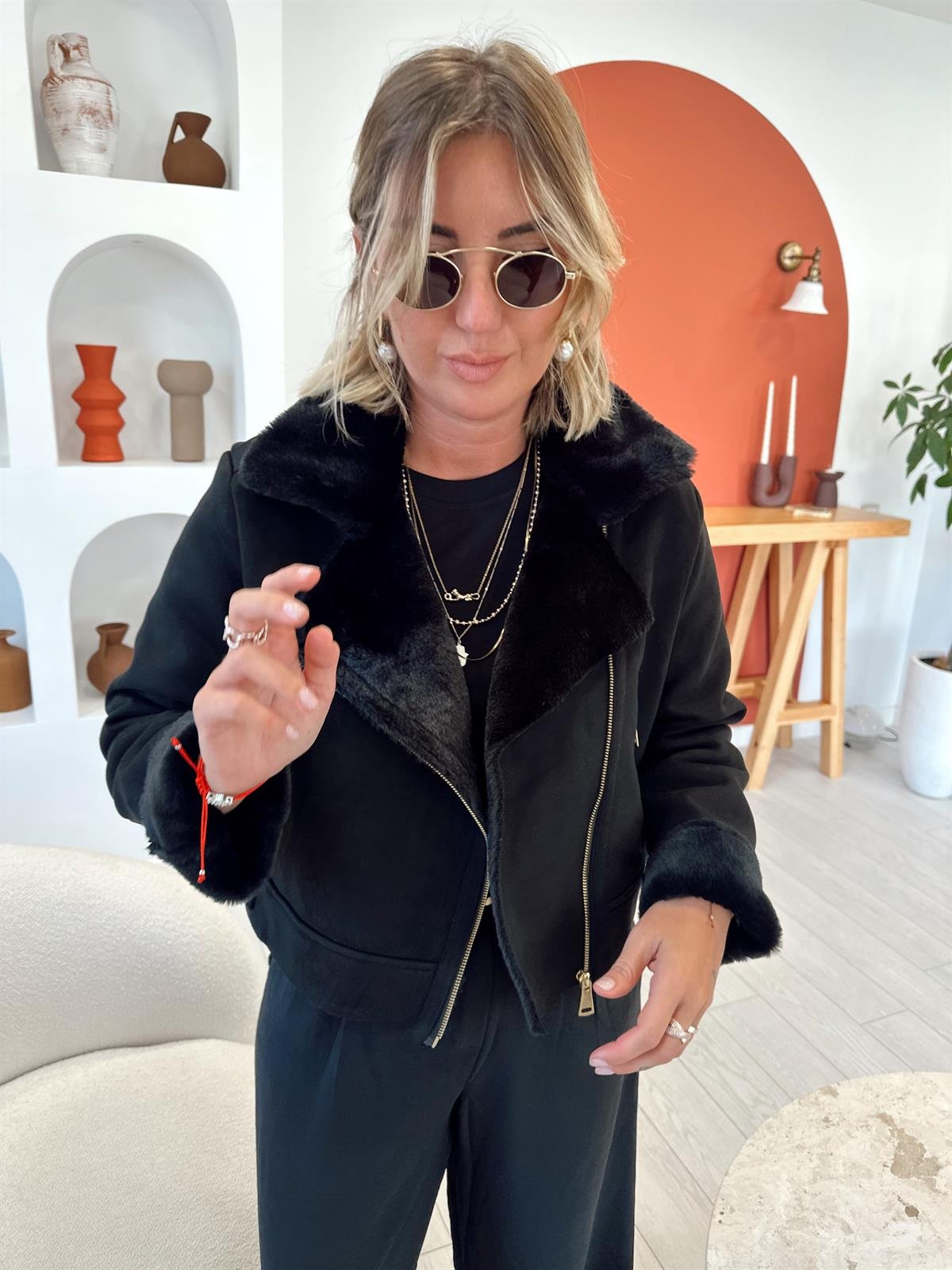 Birinci Sınıf Kürk Astarlı , Siyah Nubuk Mont