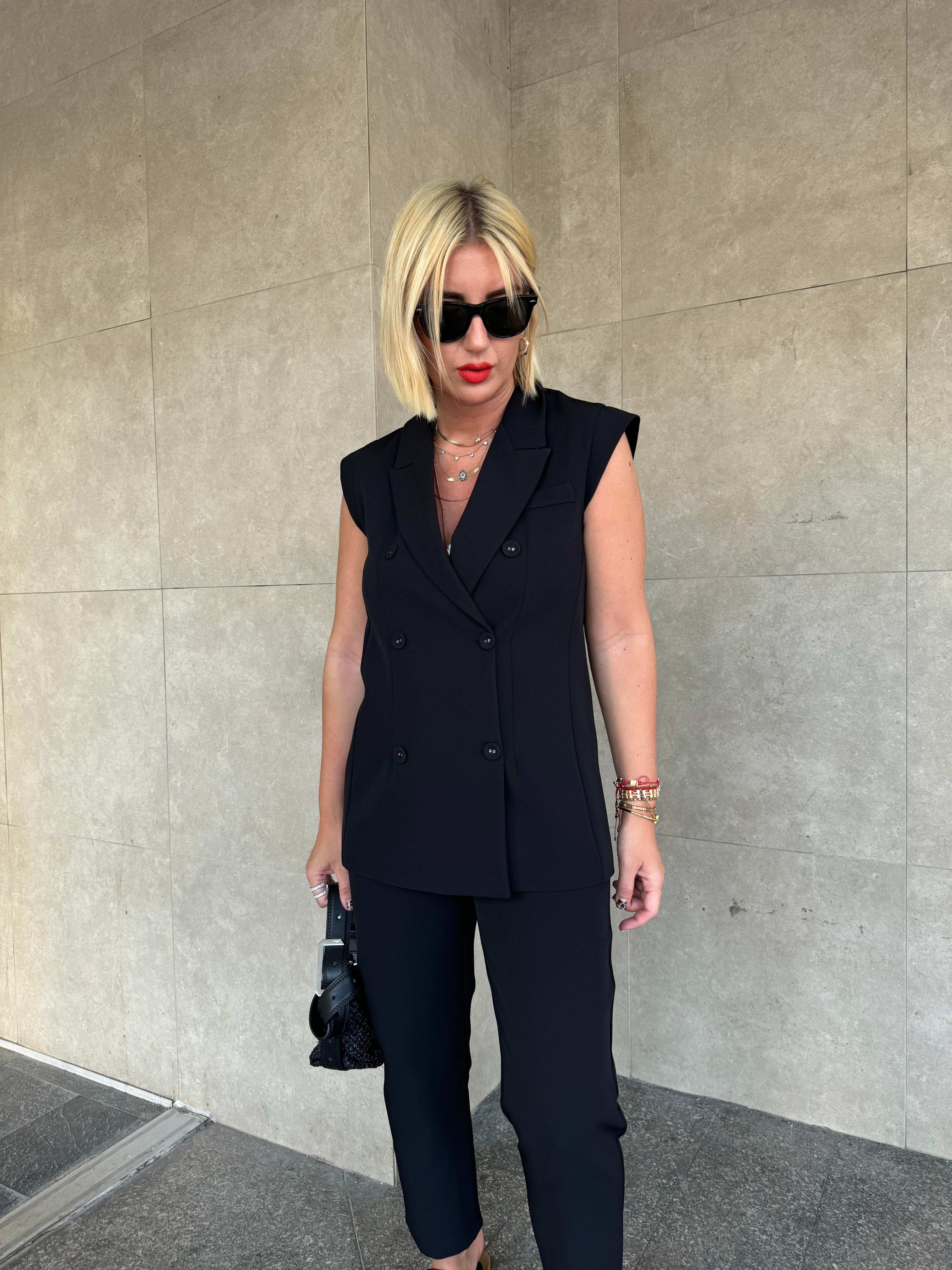 Siyah , Likralı Krep Kumaş , Blazer Takım