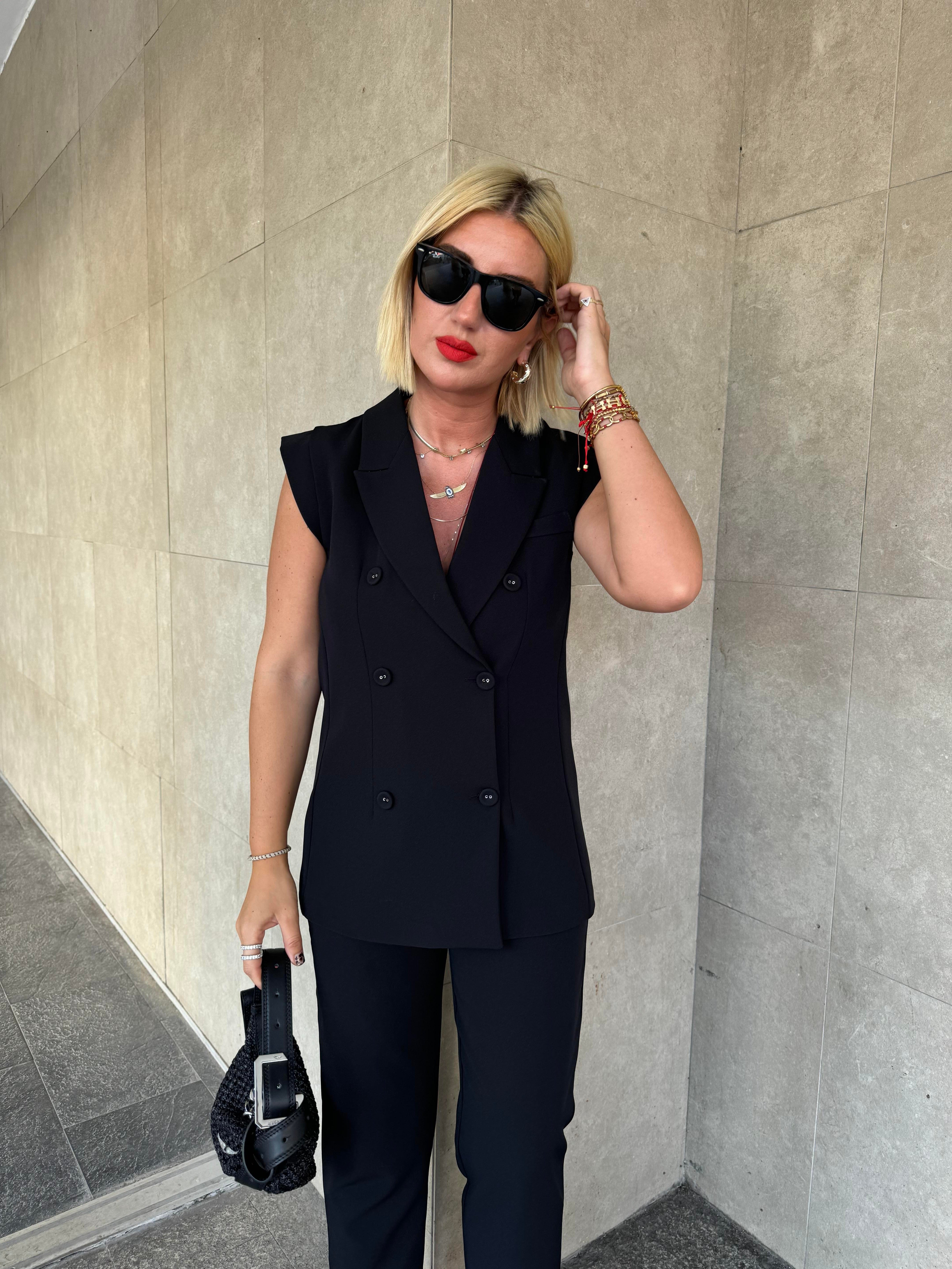 Siyah , Likralı Krep Kumaş , Blazer Takım