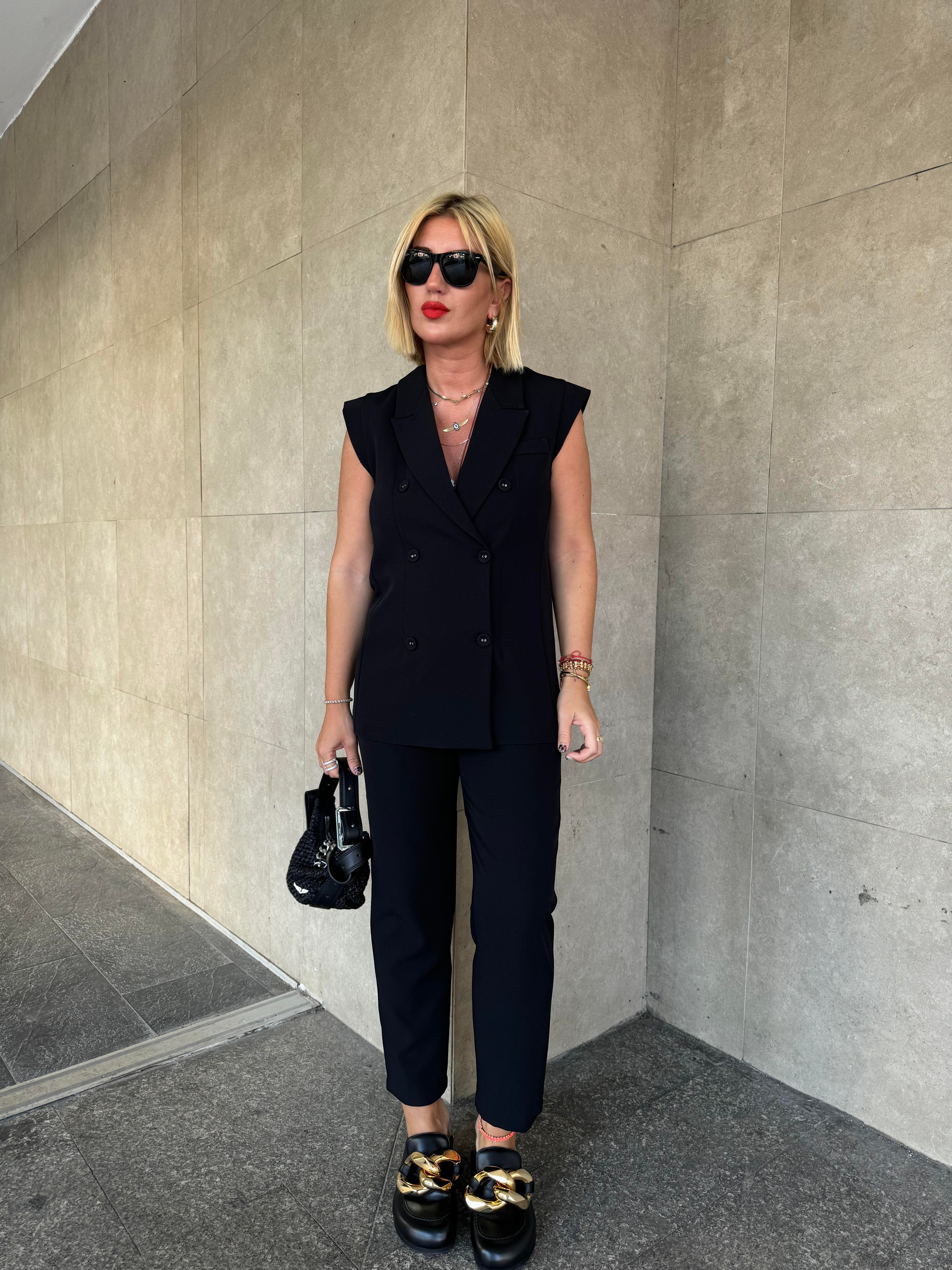 Siyah , Likralı Krep Kumaş , Blazer Takım