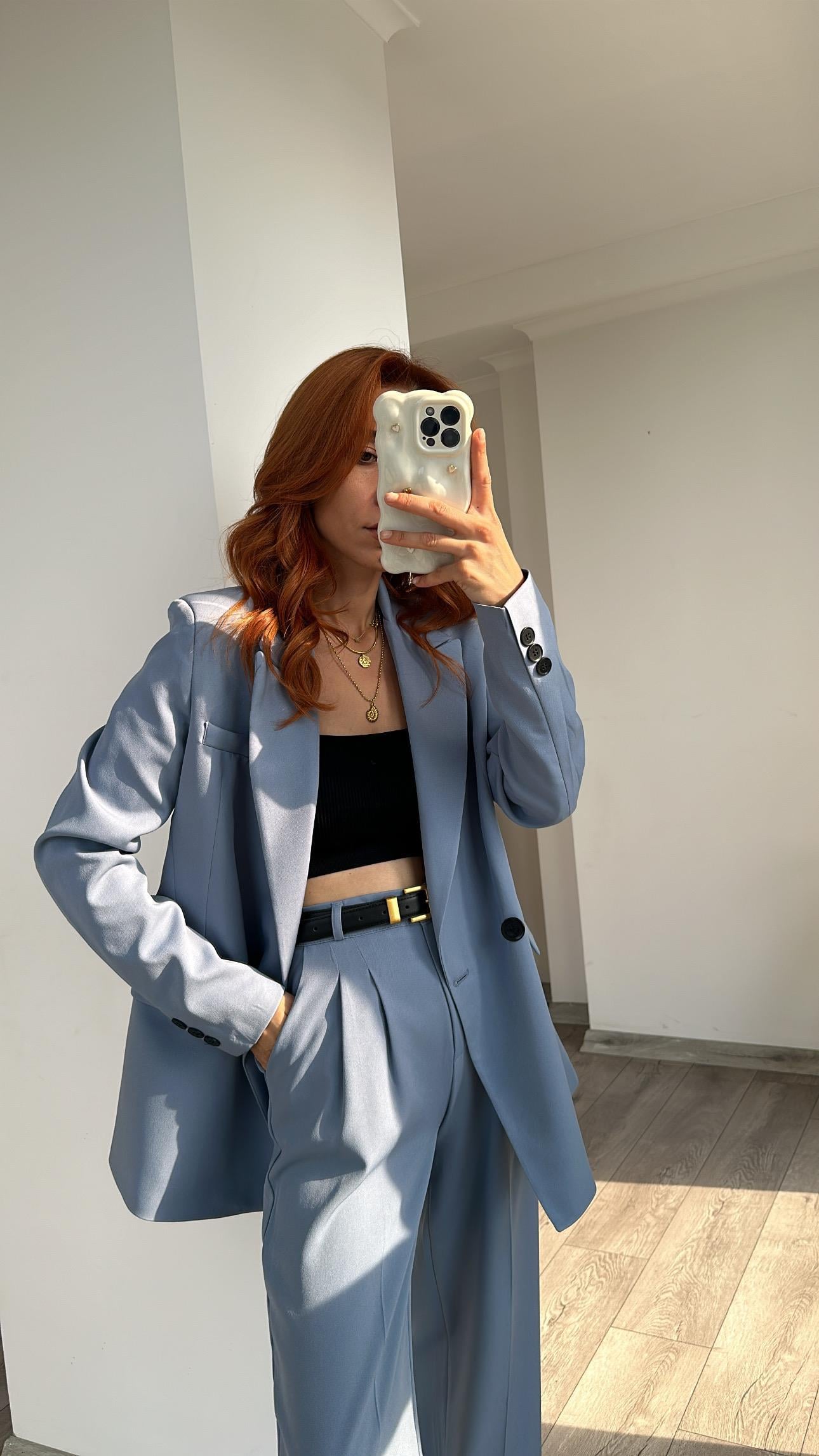 Alice Mavisi Palazzo Takım 