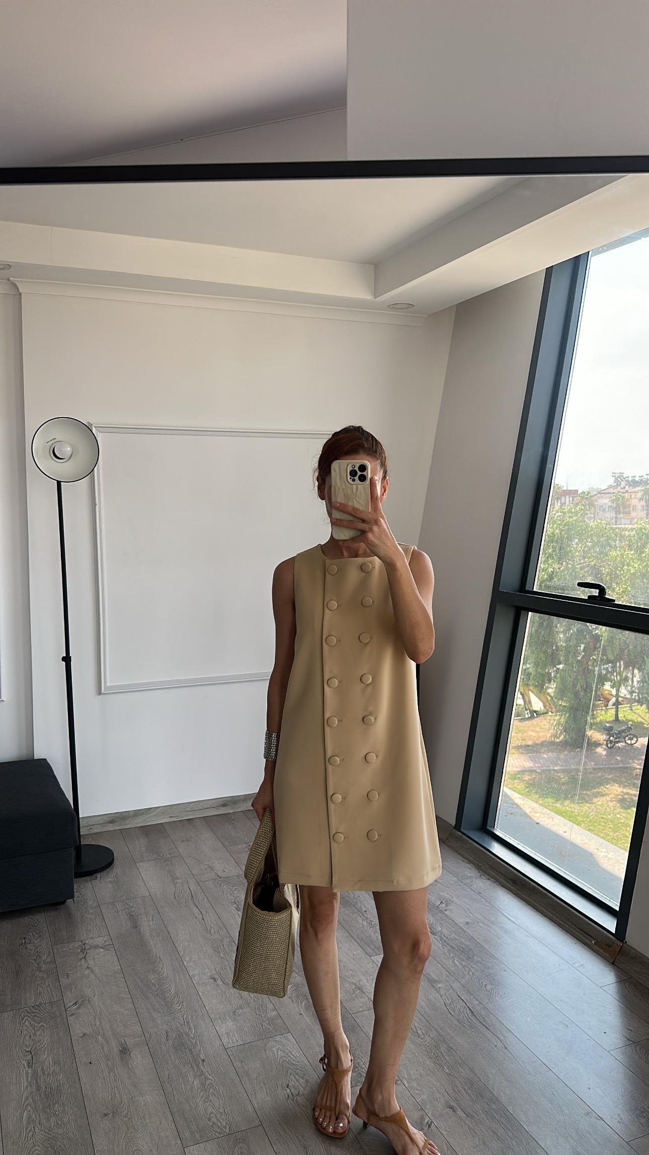 Bej Önden Düğme Görünüm Detay Arka Fermuarlı Midi Boy Ekbise 
