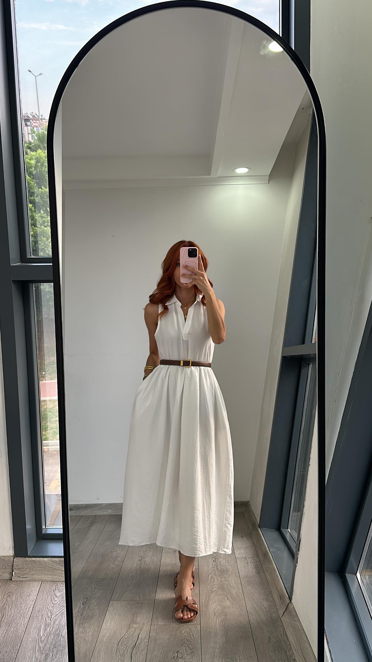 Beyaz Astarlı Pile Detay Elbise 