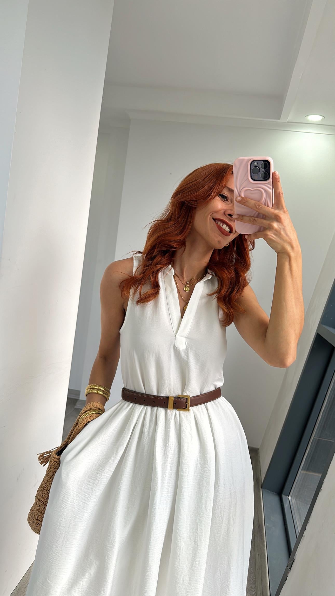 Beyaz Astarlı Pile Detay Elbise 