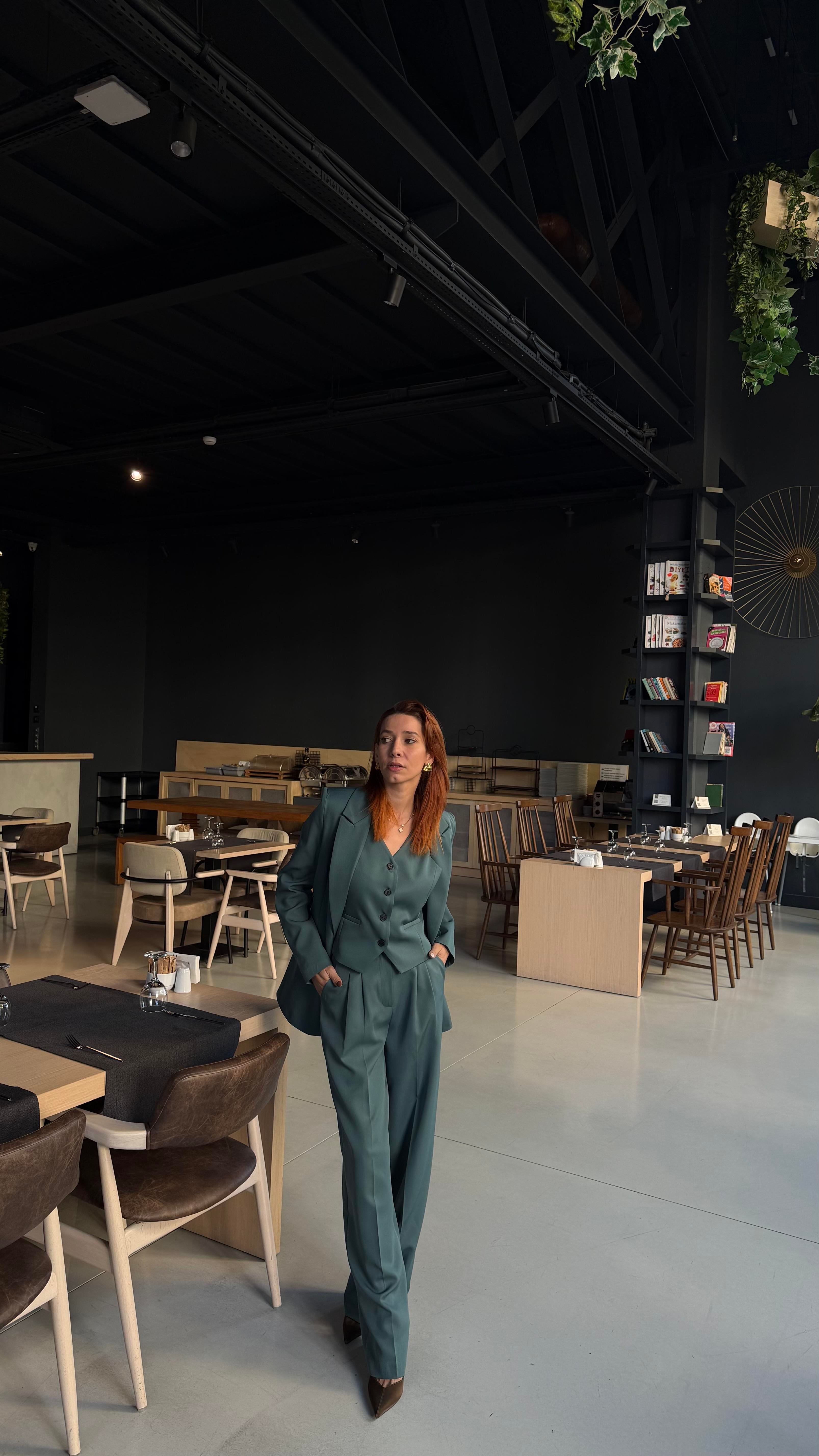 DERİN PETROL YEŞİLİ  OVERSIZE CEKET PİLE DETAY PALAZZO OVERSİZE CEKET TAKIM ELBİSE