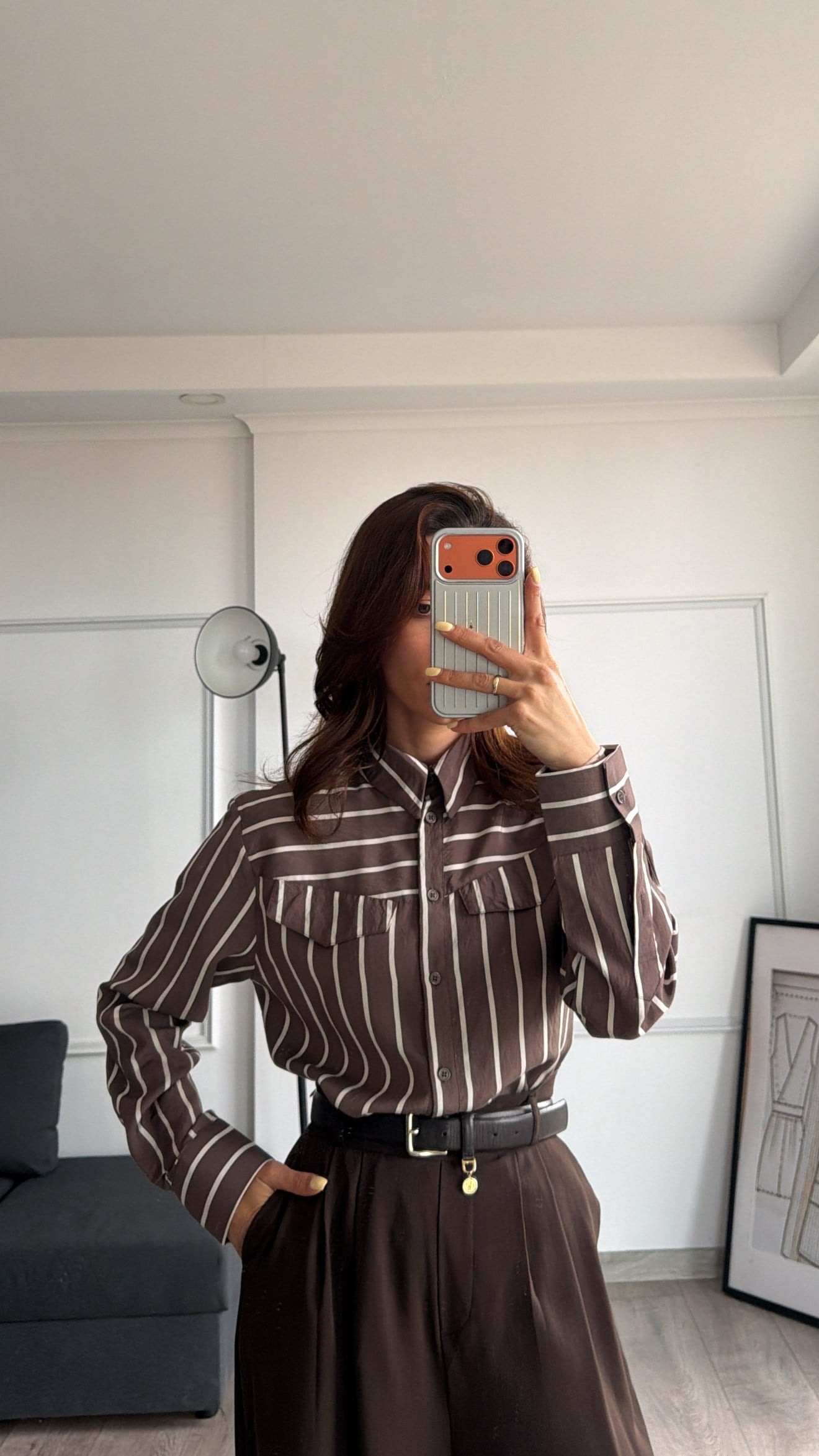 Kahve Krem Çizgili Minimal Bağlamalı Gömlek 