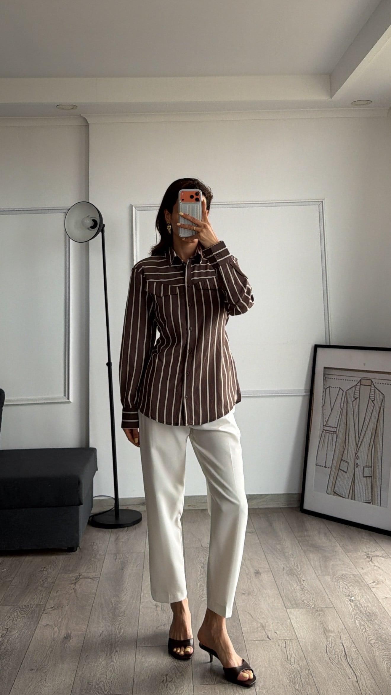 Kahve Krem Çizgili Minimal Bağlamalı Gömlek 