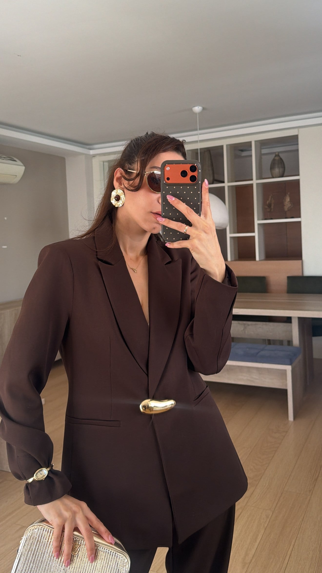 Kahve Paça ve Cep Gold Düğmeli Takım Ekbise 