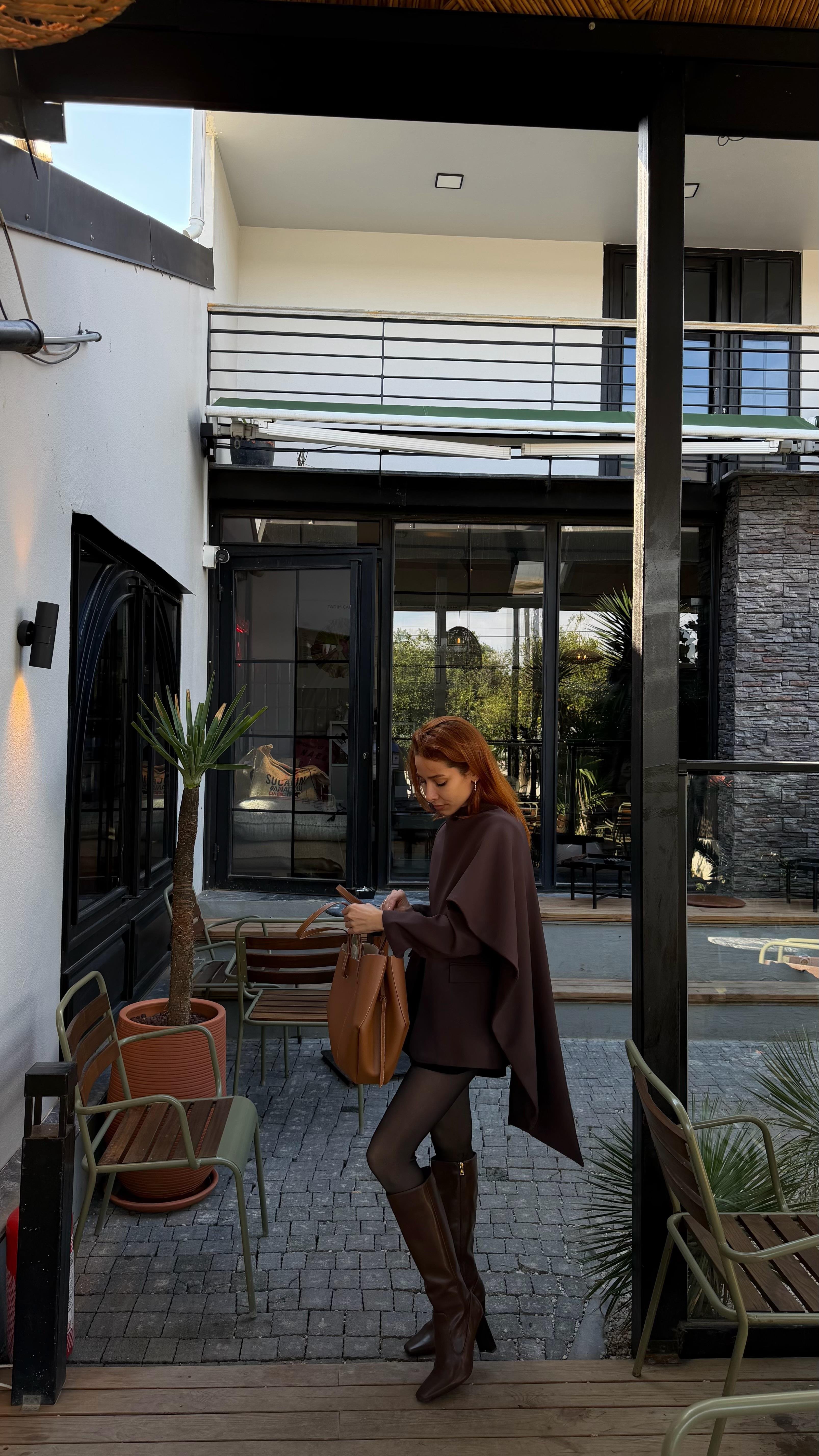 Pelerin Detaylı Blazer Kahve 