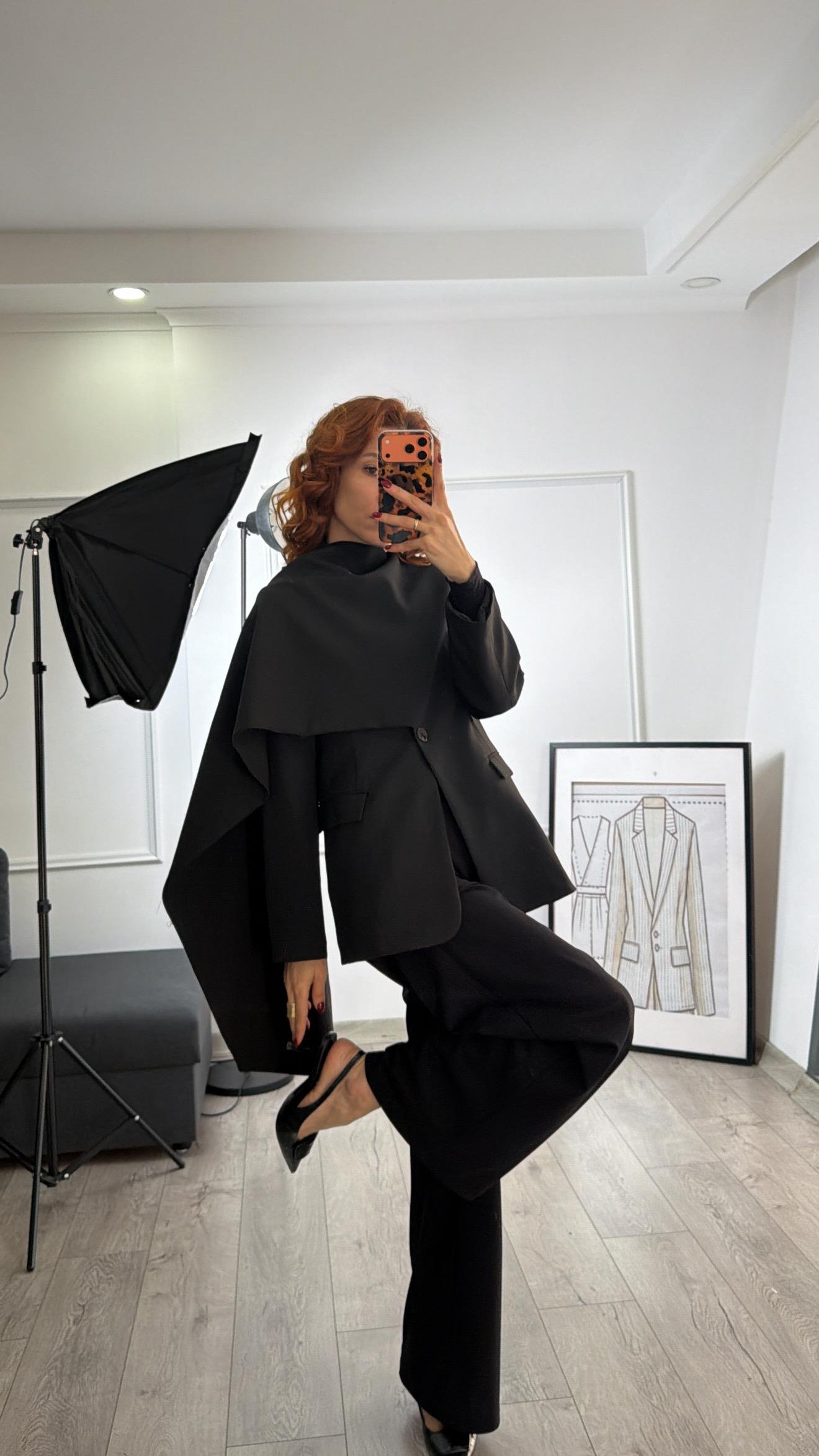 Pelerin Detaylı Blazer Siyah 
