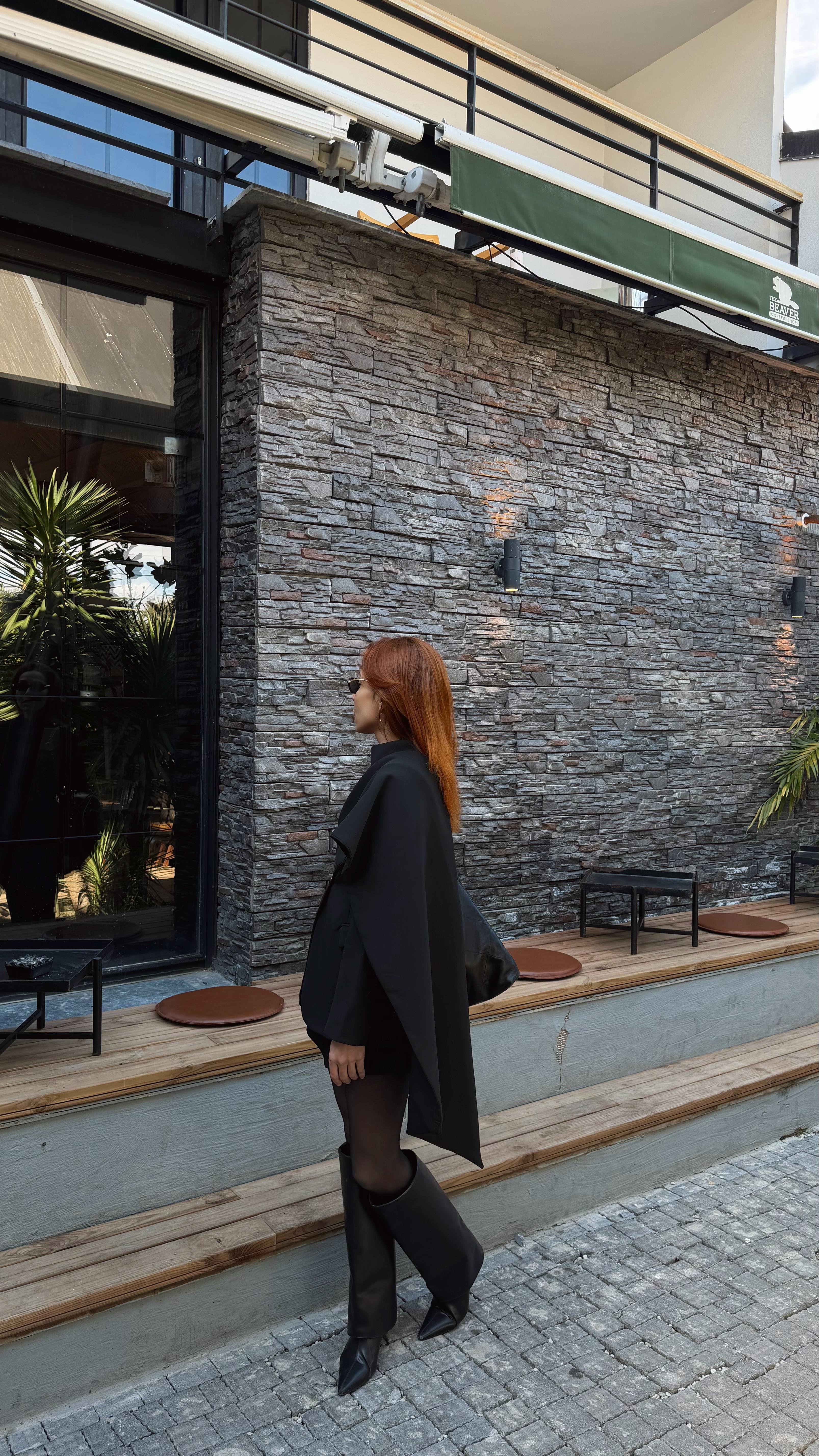 Pelerin Detaylı Blazer Siyah 