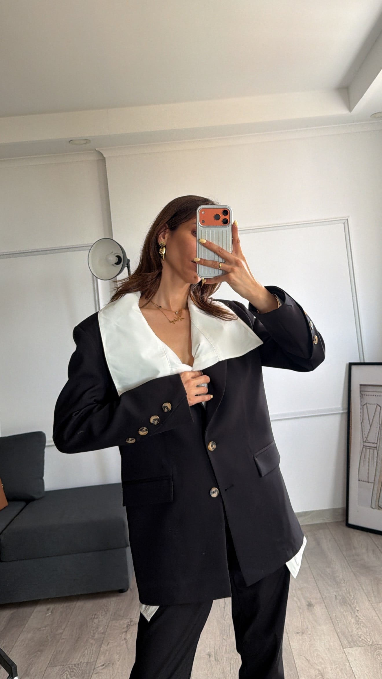Siyah Kol Düğmeli Tasarım Blazer Ceket