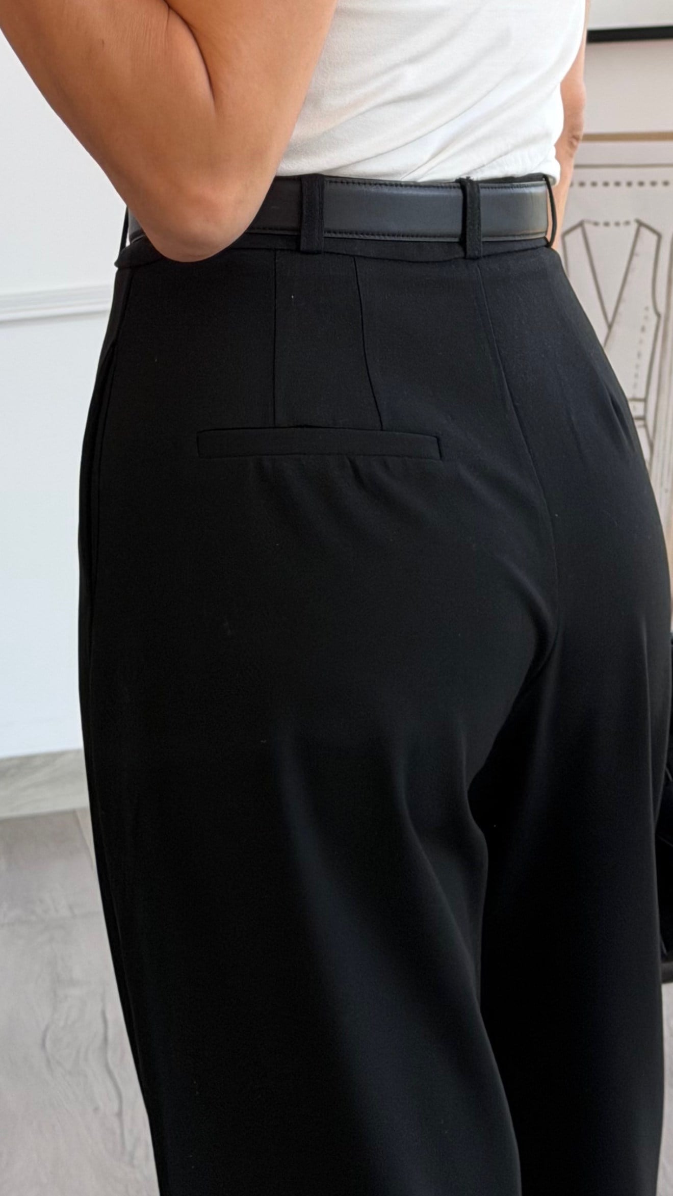 Siyah Premium Doku Üstten Dikişli Havuç Pantolon 