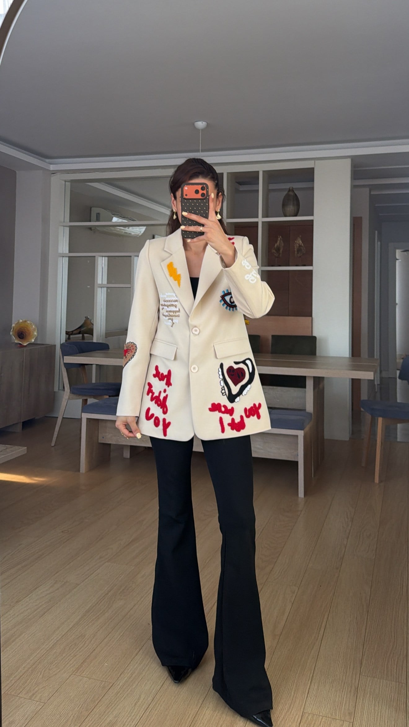 Taş Nakışlı Yazılı Tasarım Astarlı Blazer